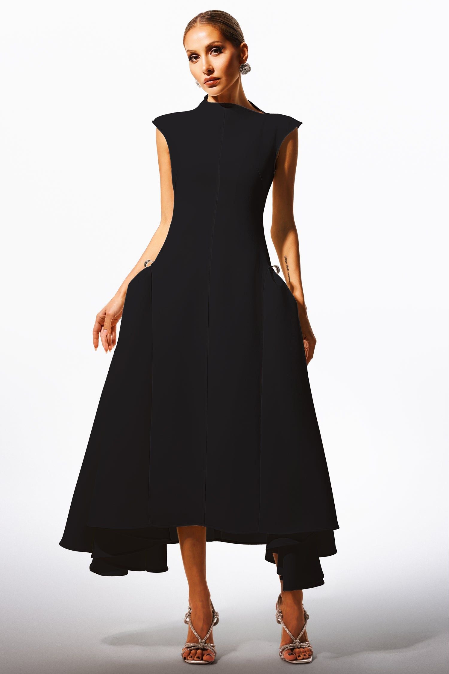 Paca Choker Sleeveless Maxi Dress D250101101