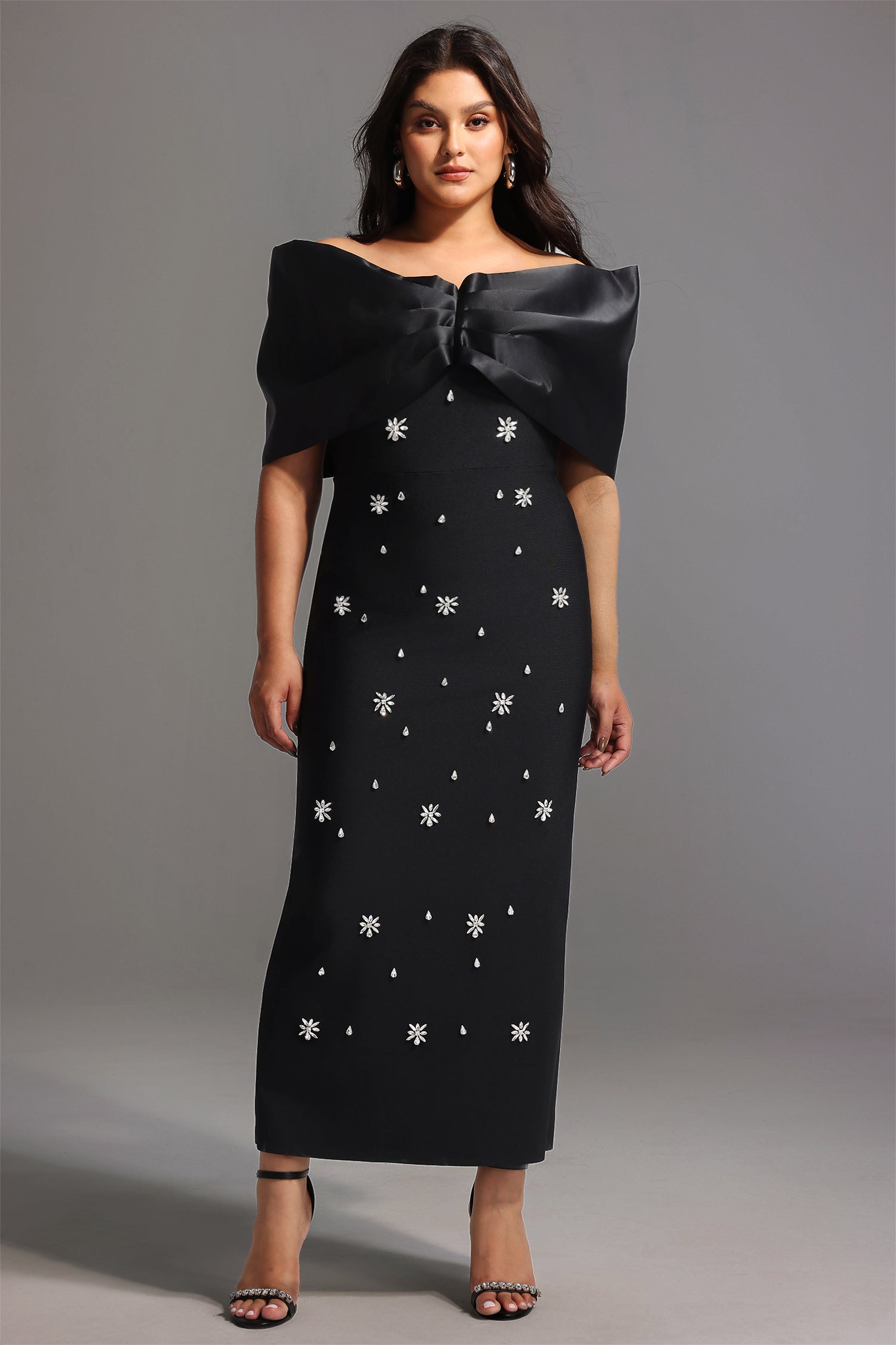 Soloma Off-the-Shoulder Diamond Maxi Dress D250201496