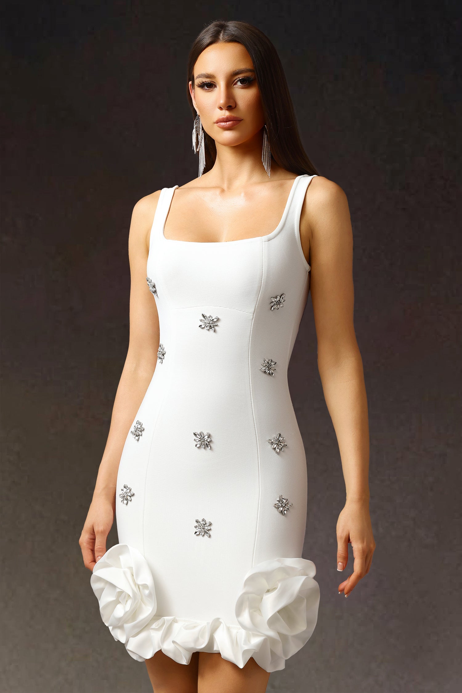 Nomi Sleeveless Diamond Flowers Mini Dress D250401422