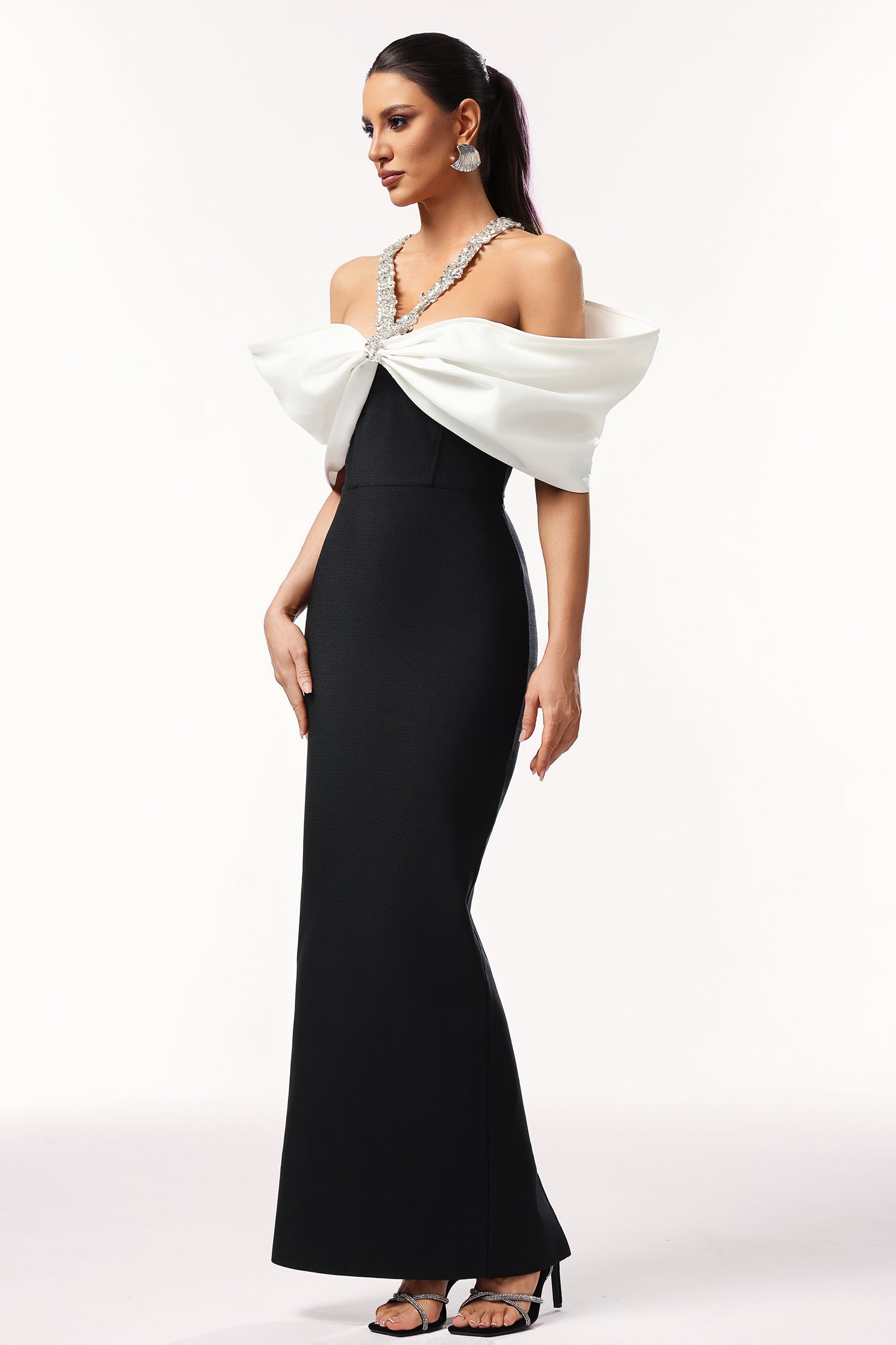 Lucifa Halter Sleeveless Bow Diamond Ribbon Bandage Maxi Dress D250301626