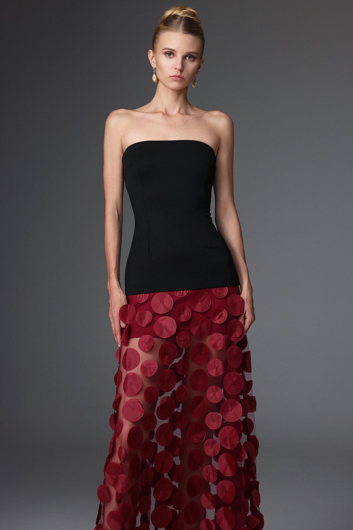 Falzer Sleeveless Netting Wafer Maxi Dress D250301510