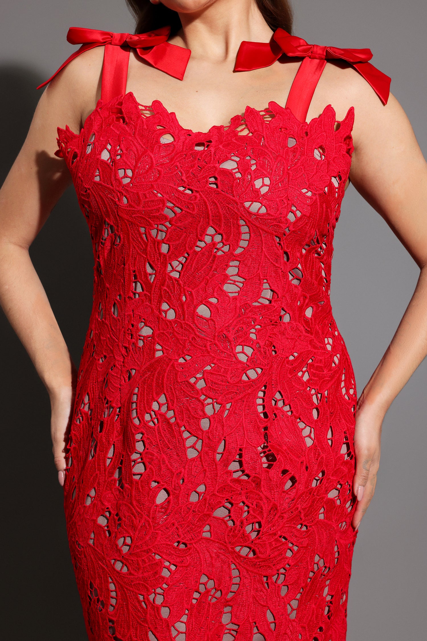 Teela Bows Lace Sleeveless Maxi Dress D250201541-RED