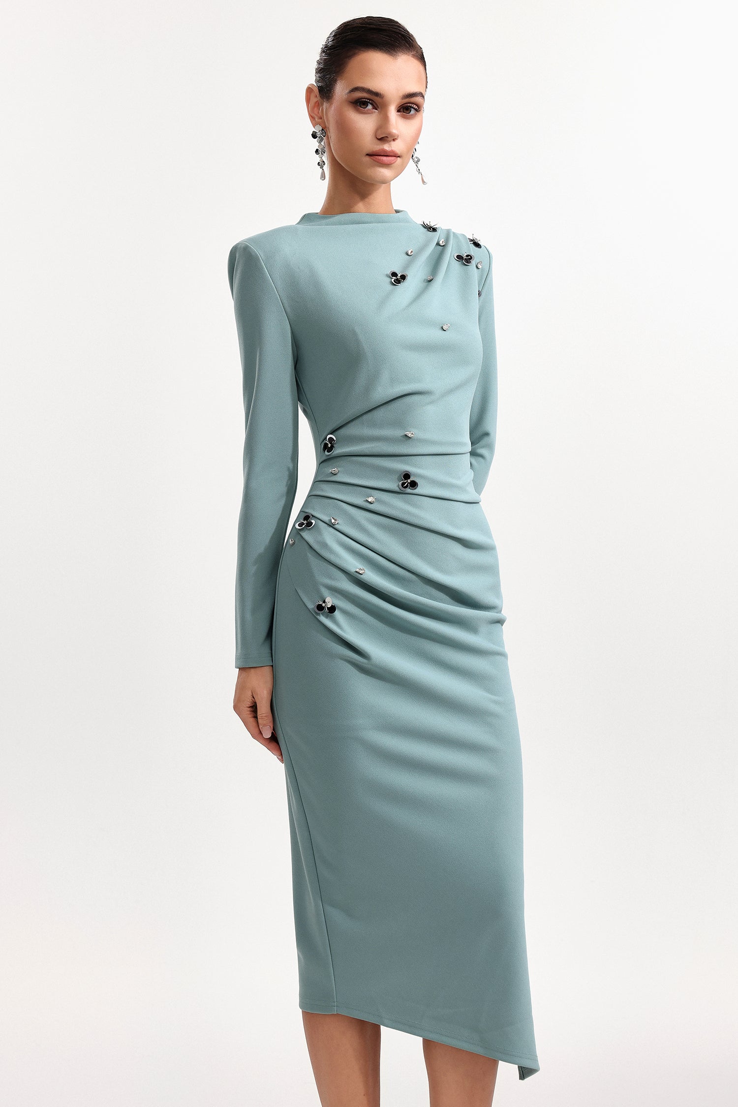Nina Elegant Cinched Waist Long Sleeve Sequin Floral Pleated Knit Midi Dress C251000095
