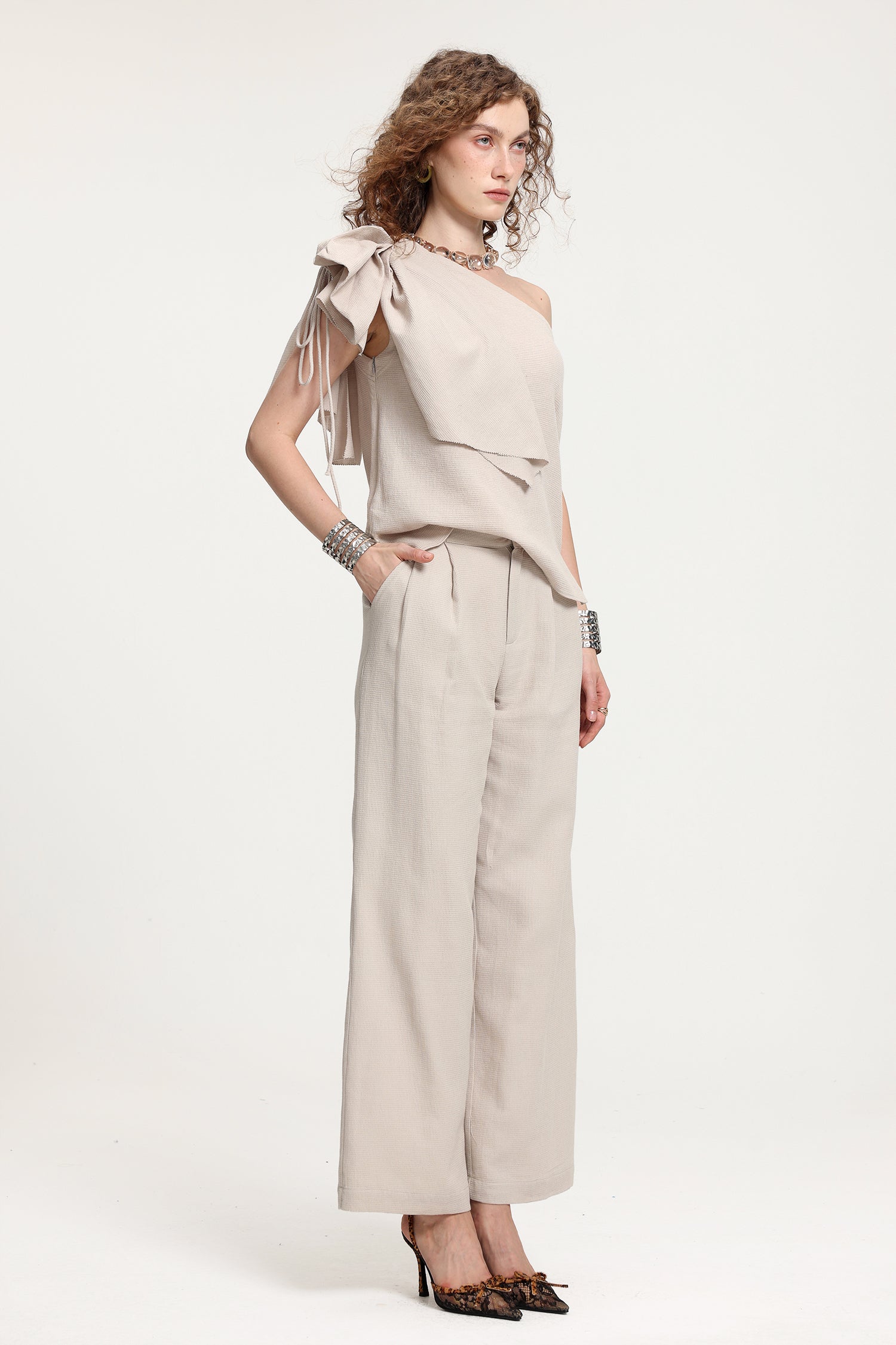 One-Shoulder Ruffled Top With Wide-Leg Pants Set R2510AL035