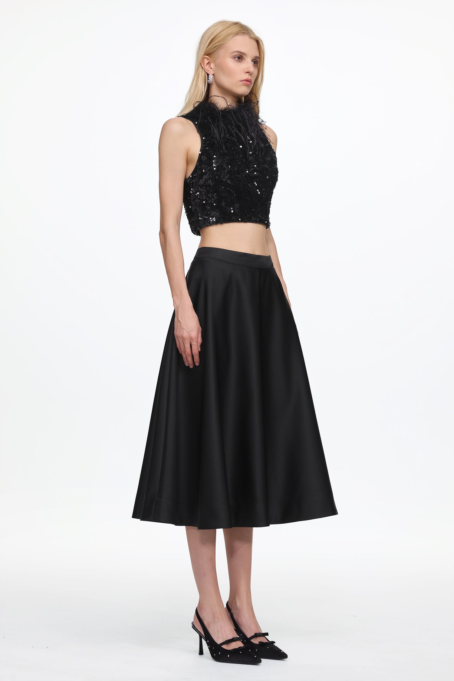 Chic Contonur Sleeveless Feather Sequin Velvet Top And Satin Skirt Set D251205405