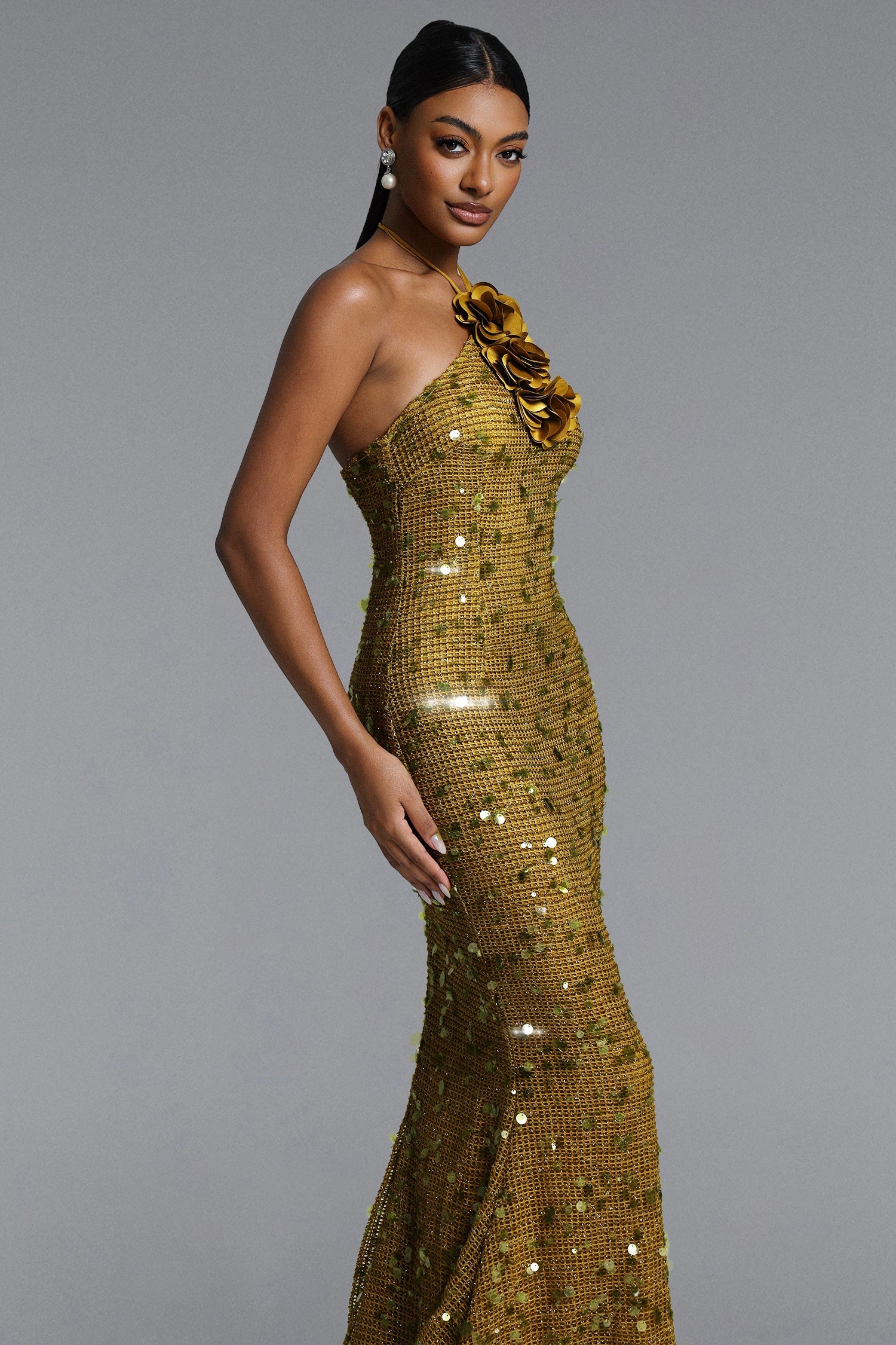 Liza Elegant Contour Halter Floral Sequin Maxi Dress D260205106