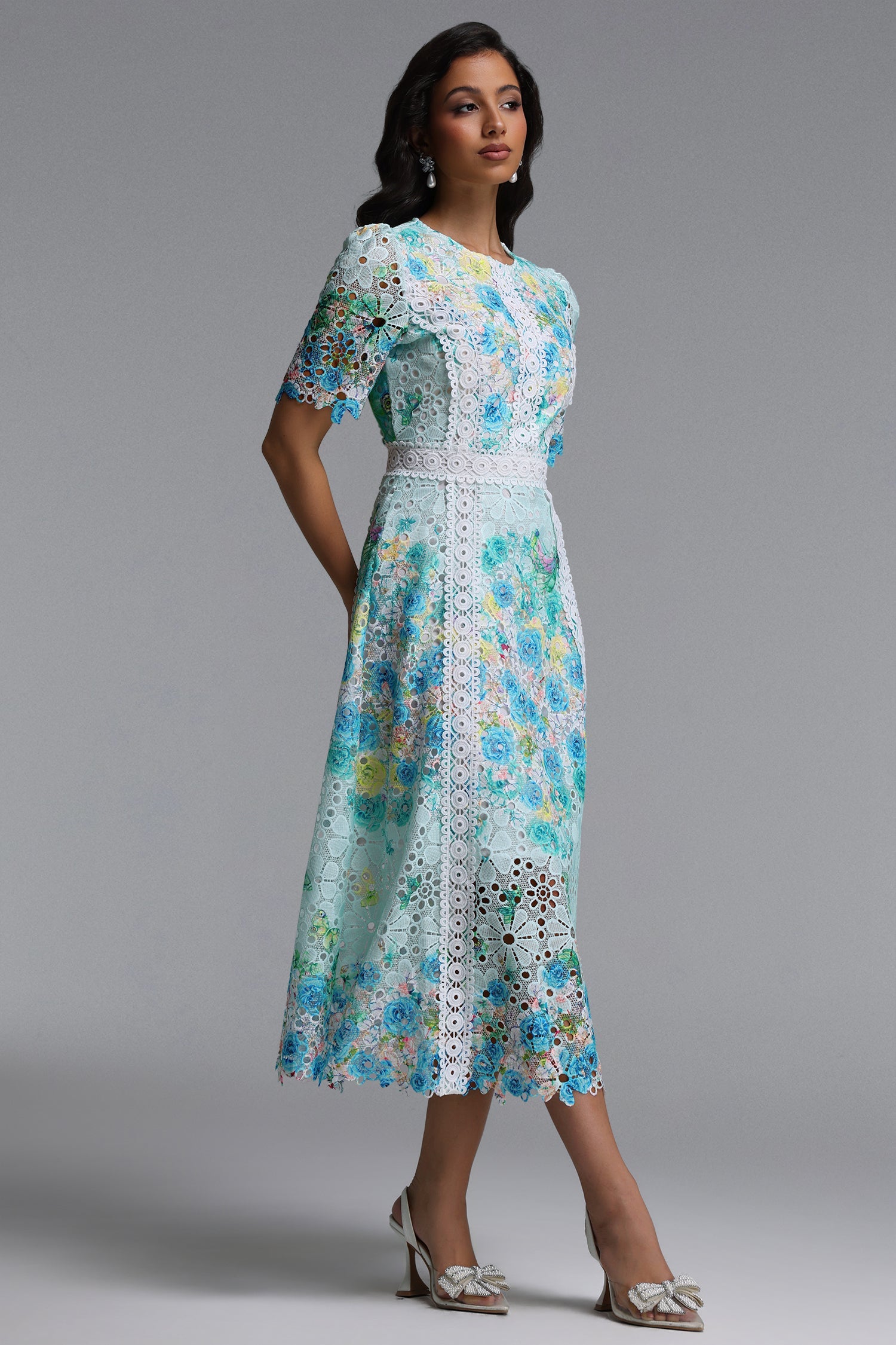 Pillose Resort Cinched Round Neck Short Sleeve Floral Print Lace Green Maxi Dress C260400090