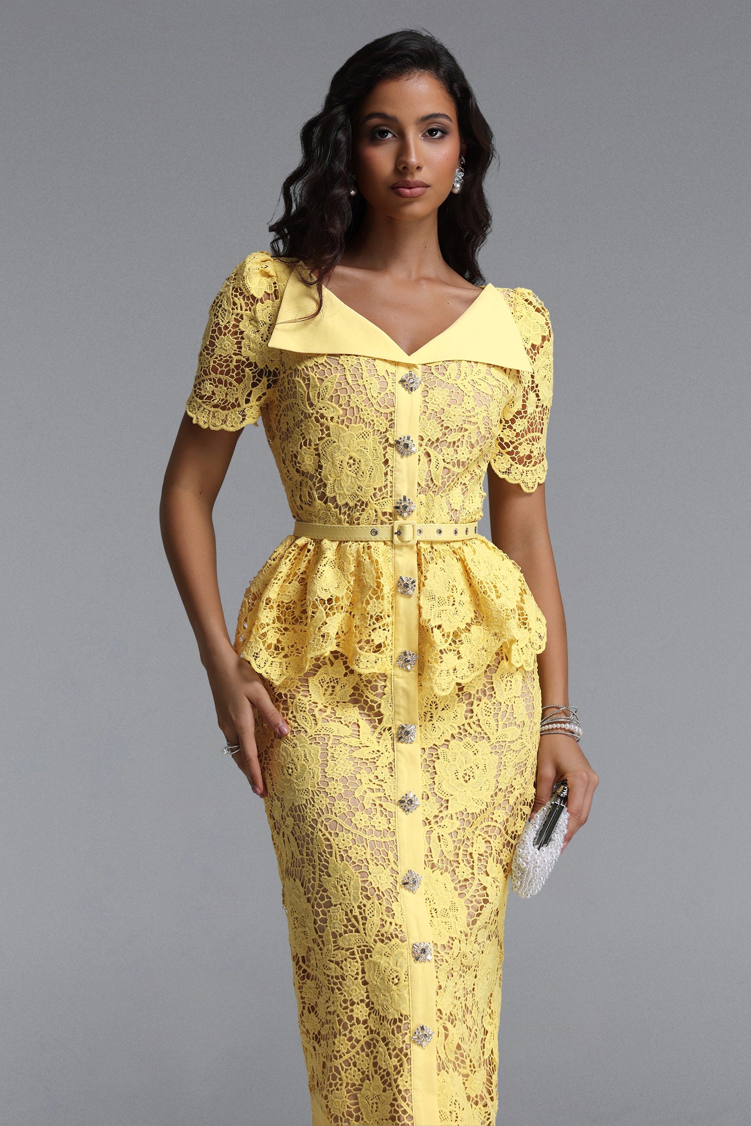 Quinn Elegant Cinched Short Sleeve Floral Lace Maxi Dress C260400088