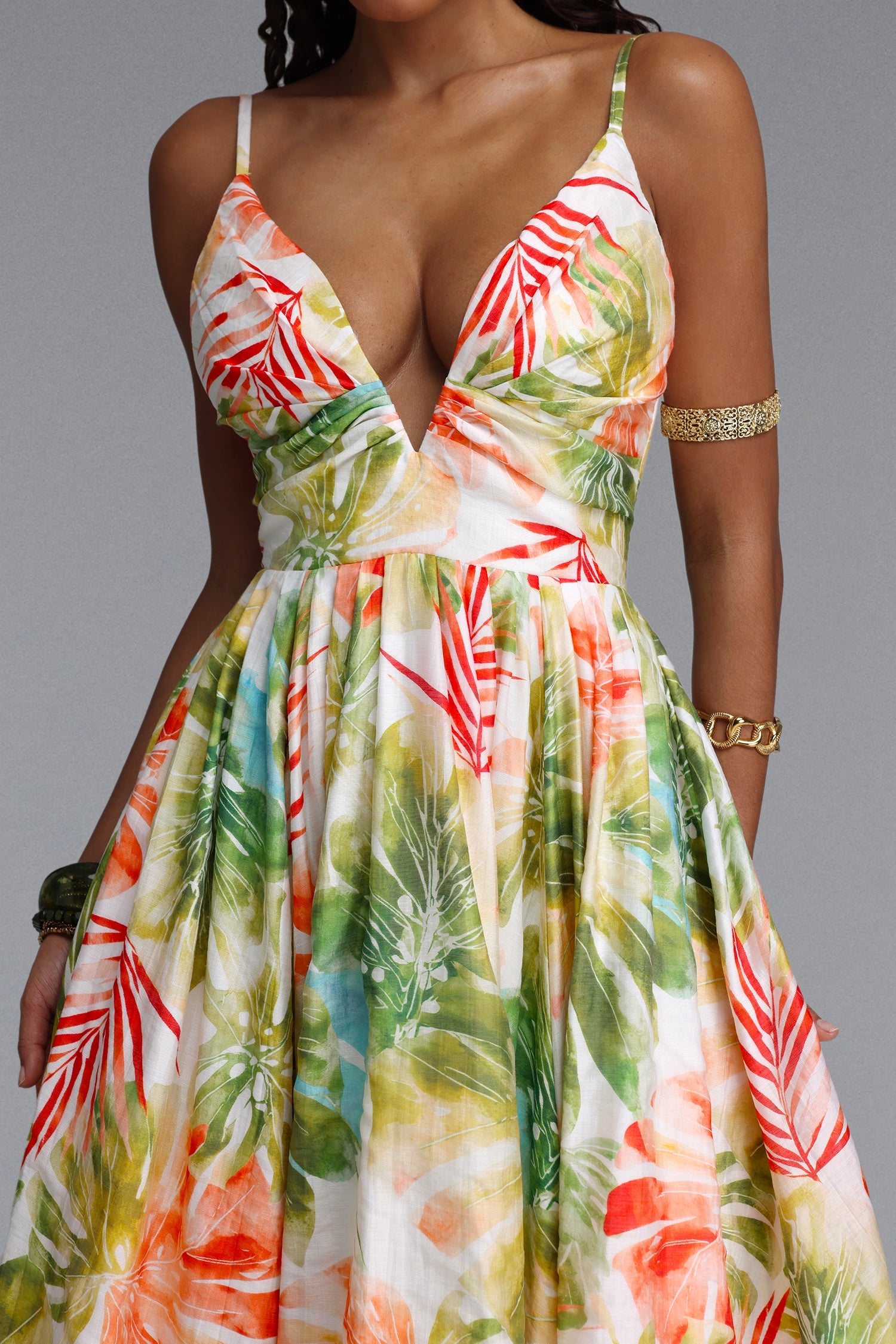 Kamaria Romantic Cinched V Neck Spaghetti Strap Ruched Floral Print Woven Maxi Dress C260405101