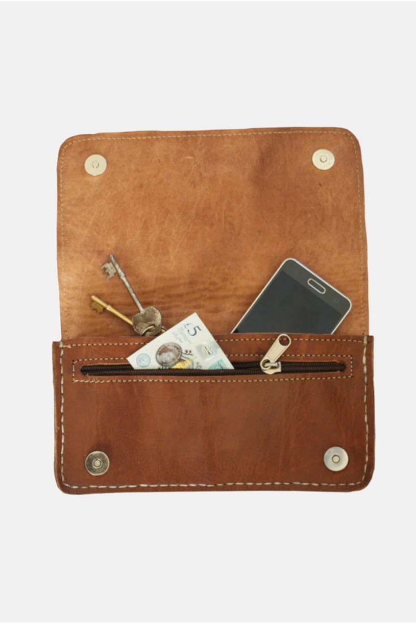 The Kenitra Shoulder Bag In Tan 2201