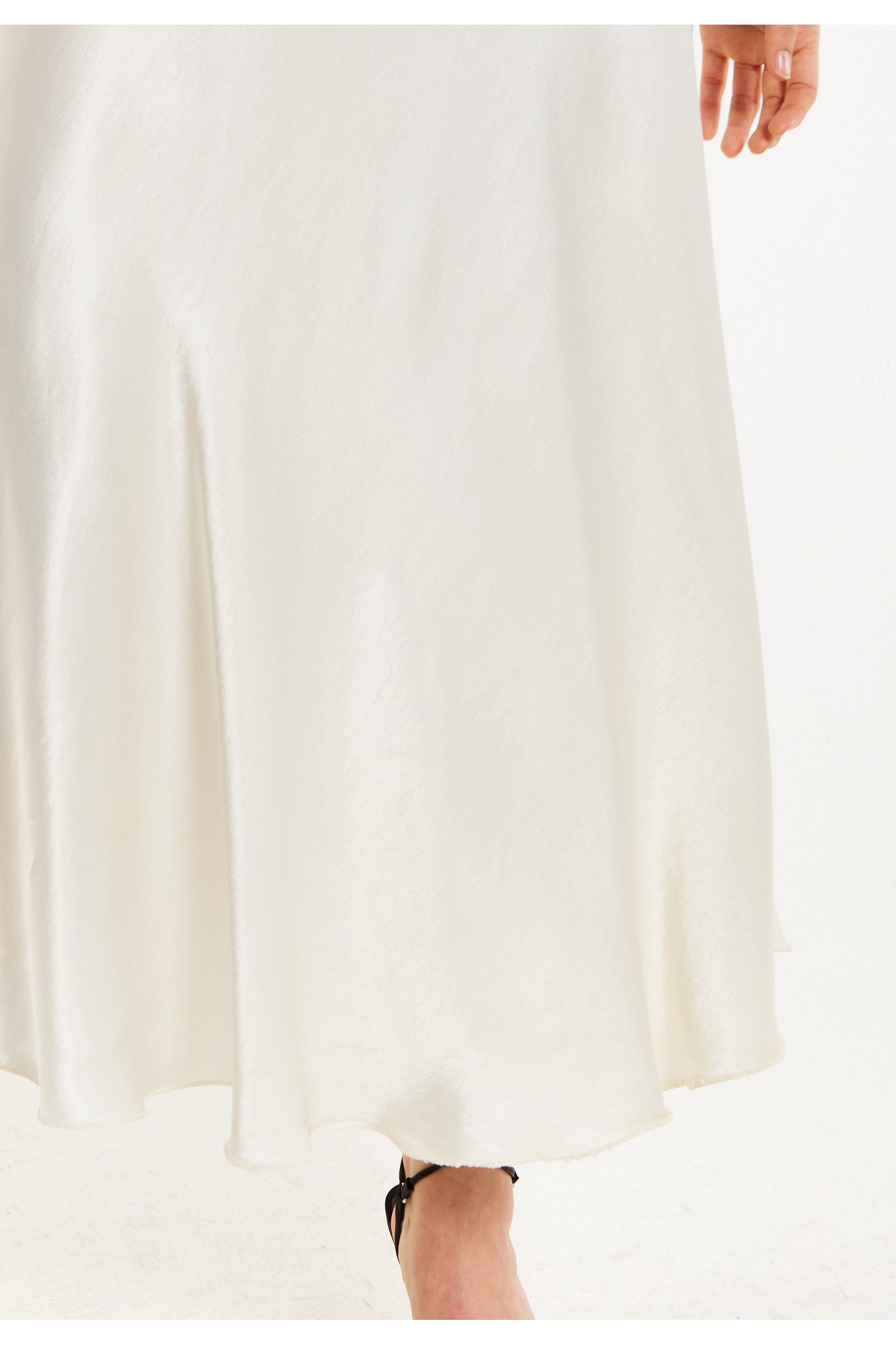 Bias Cut White Satin Skirt UAL01404