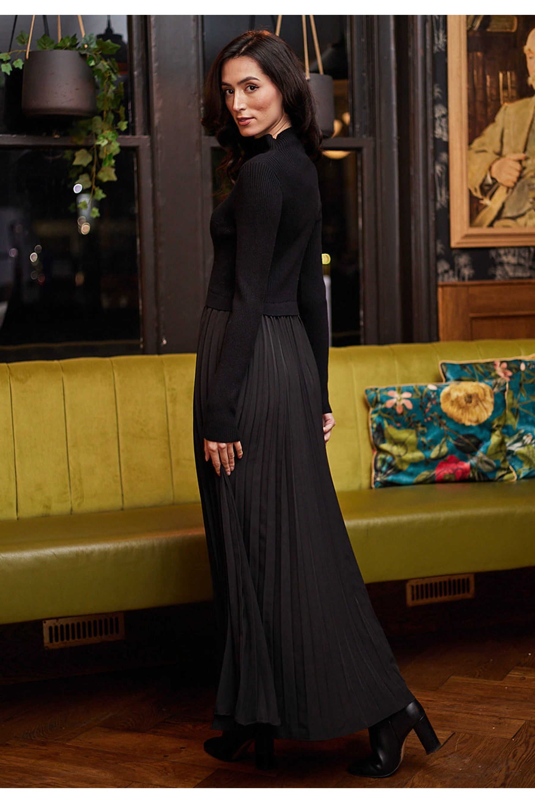 Knit Top And Pleated Skirt Maxi Dress In Black A038679BLKF