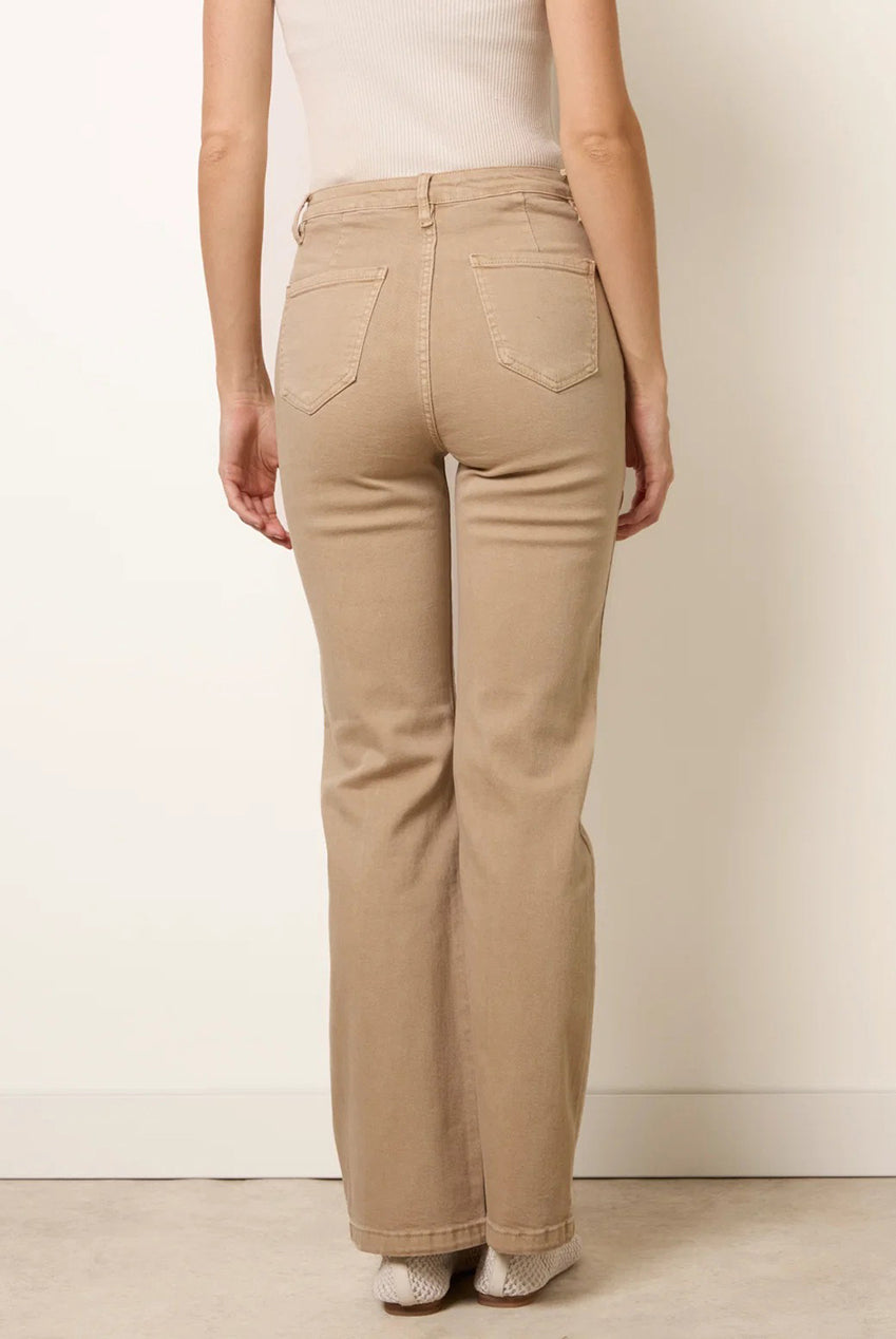 Triple Button Front Jeans AW26120B039