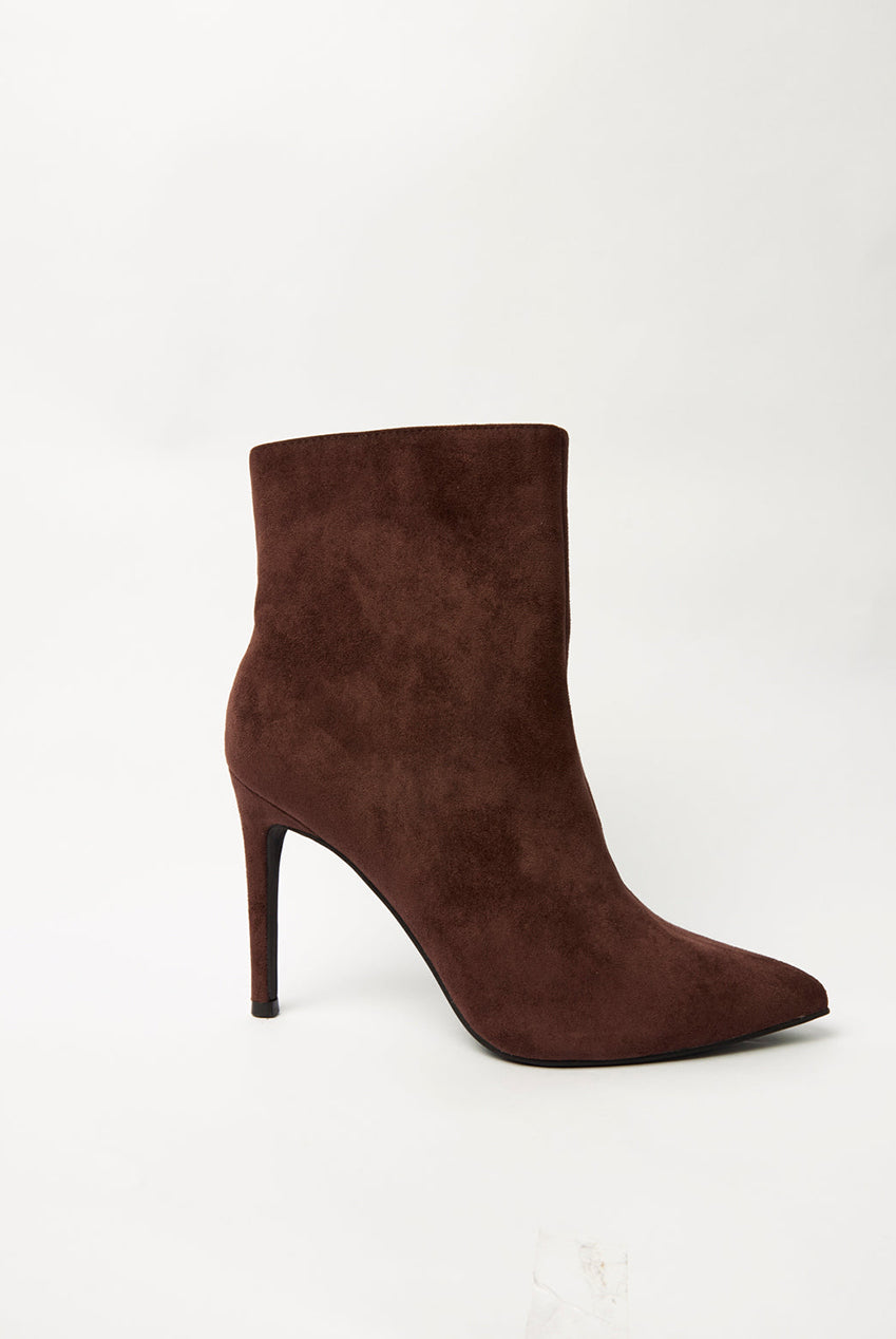 Pointed Toe High Heel Boots AW26226B025