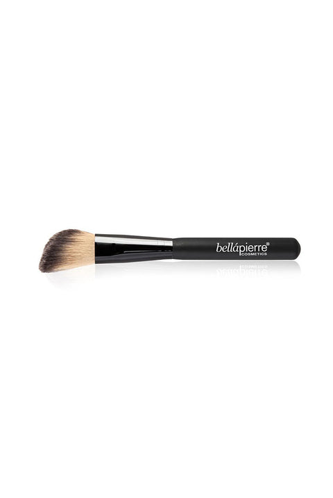 Angled Blush Brush by Bellapierre