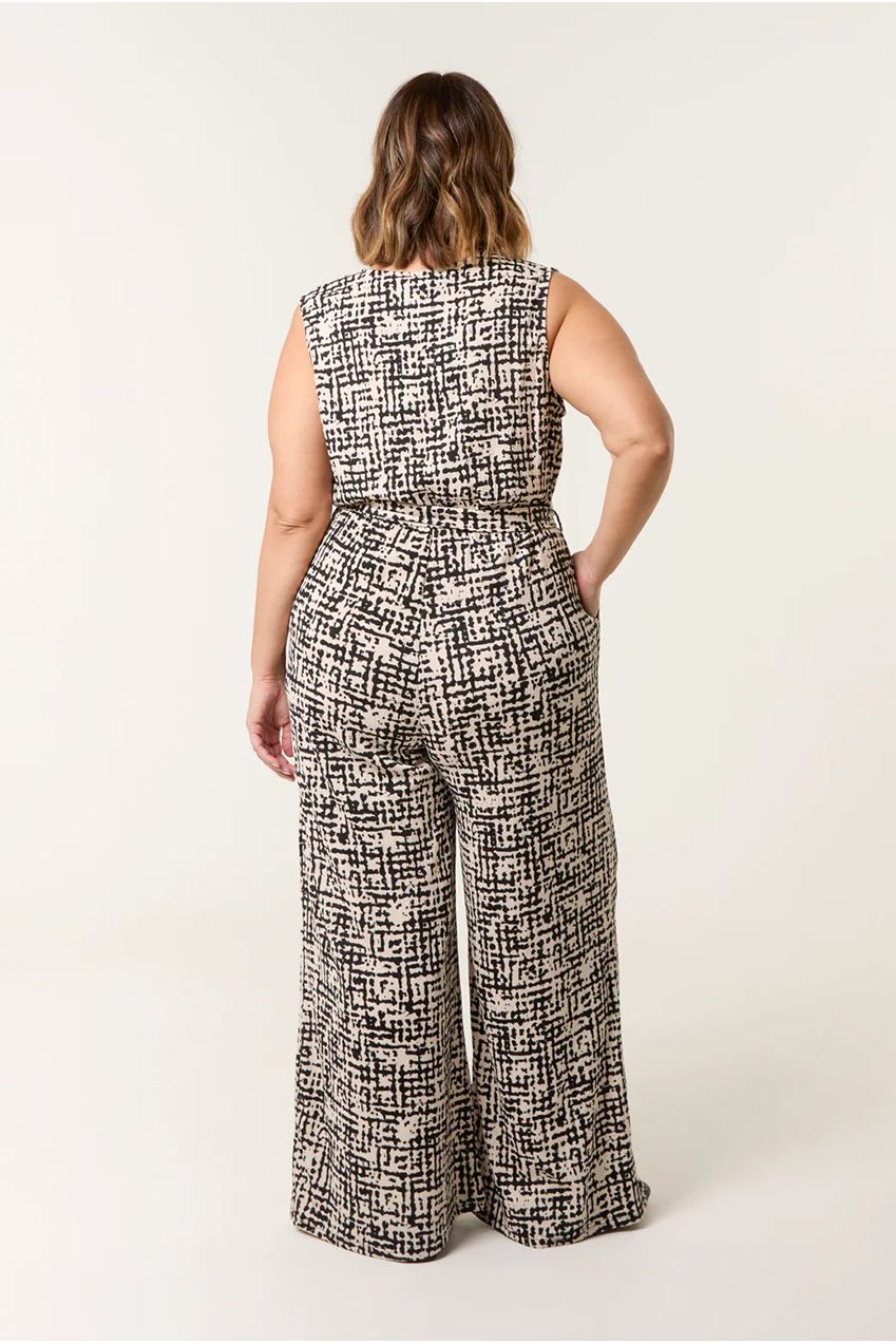 Curve Sleeveless Belted Jumpsuit BC257714063A
