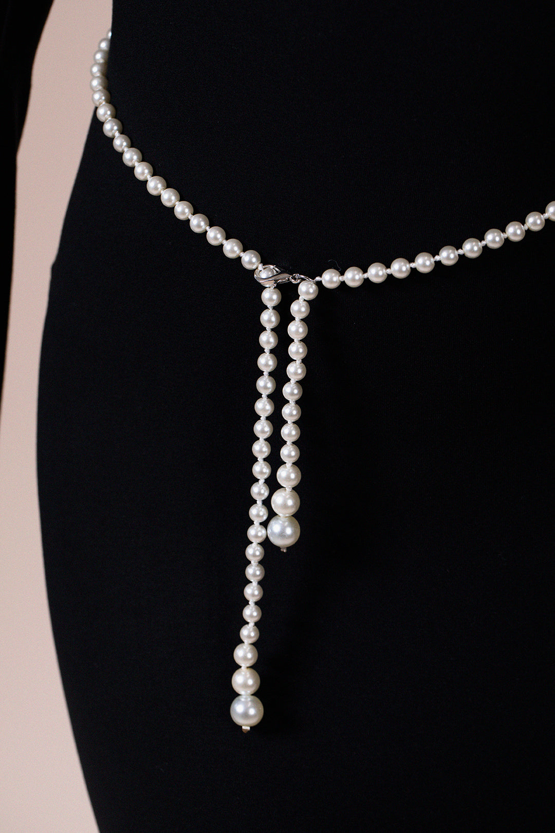 Pearl Chain Belt In Silver BT410221