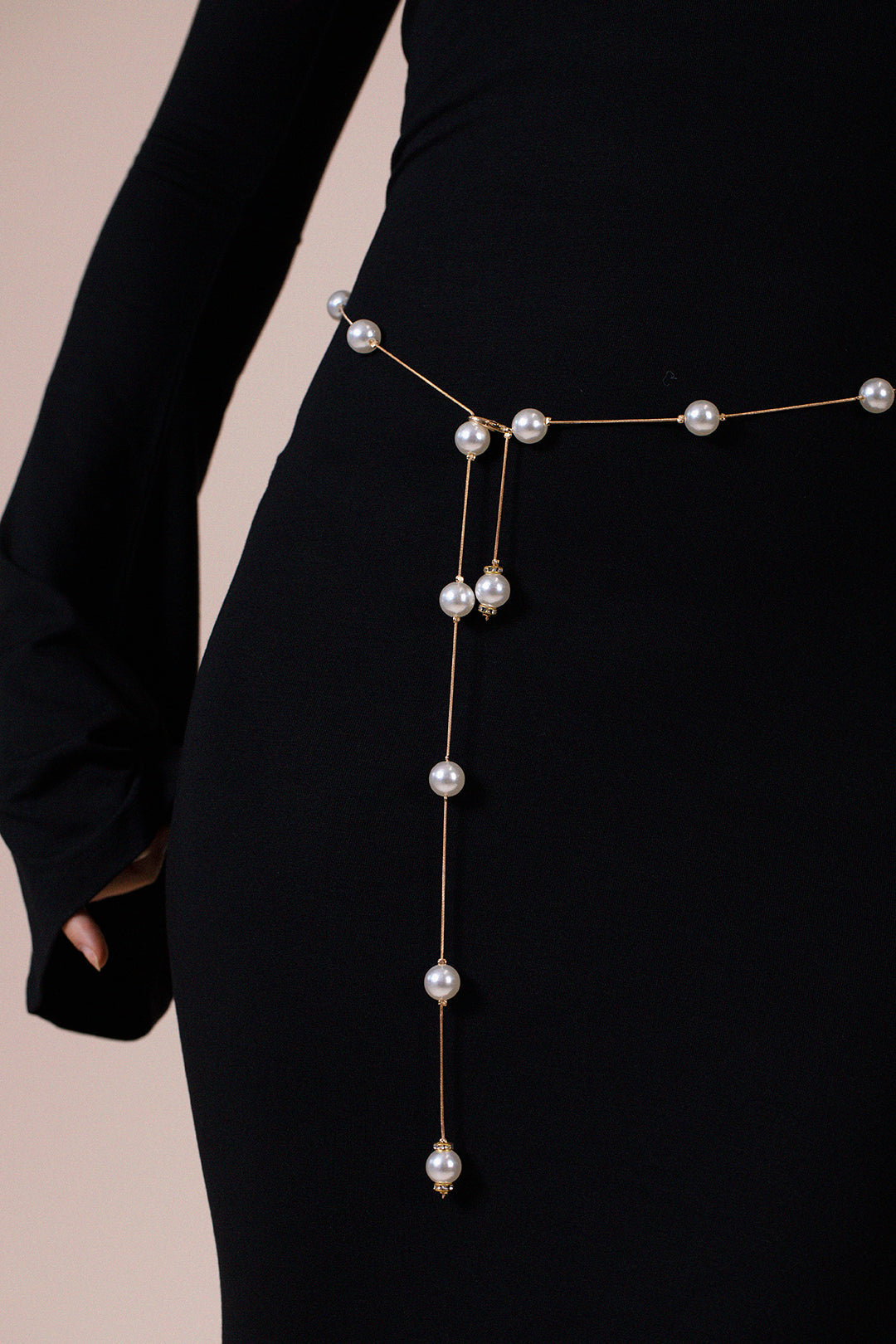Minimal Pearl Chain Belt In Gold BT410624
