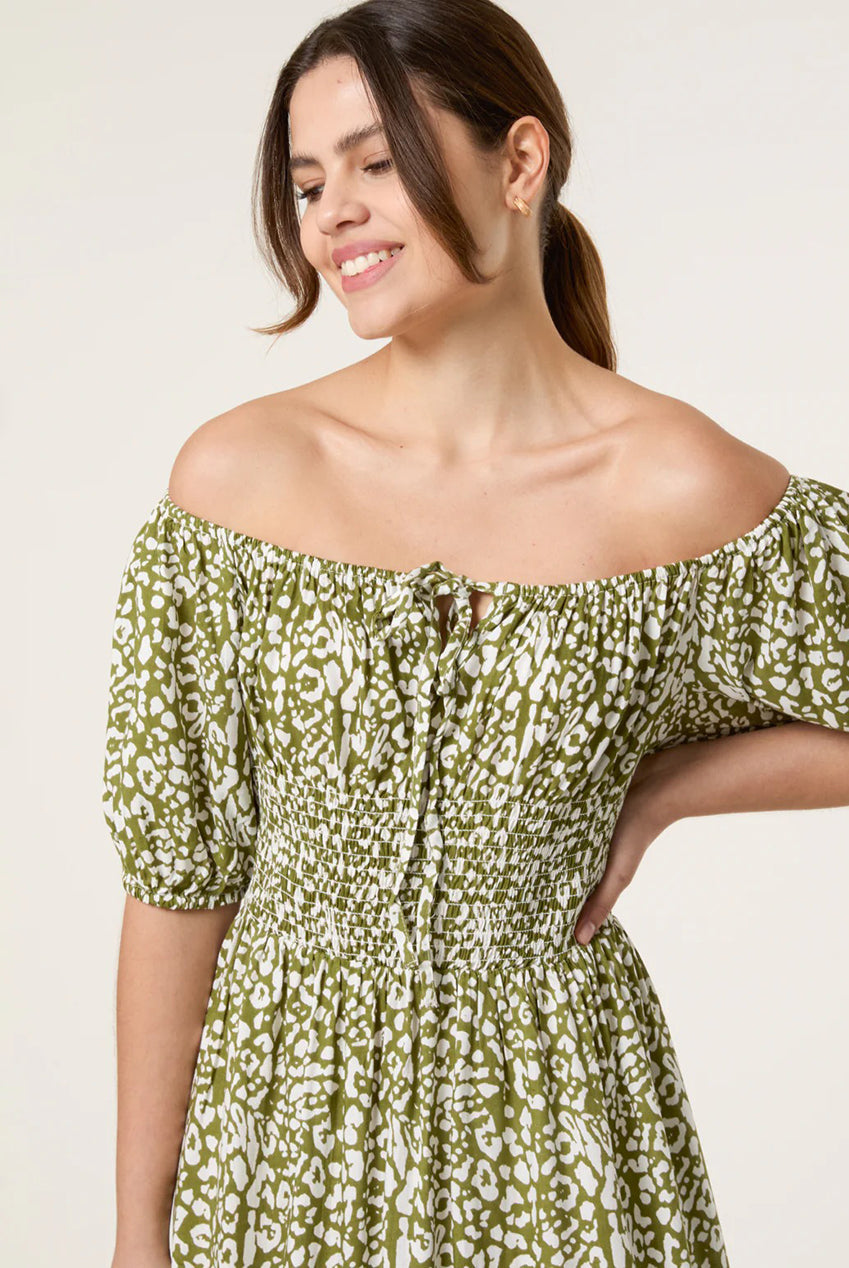 Tie Front Shirred Dress BV257860056A