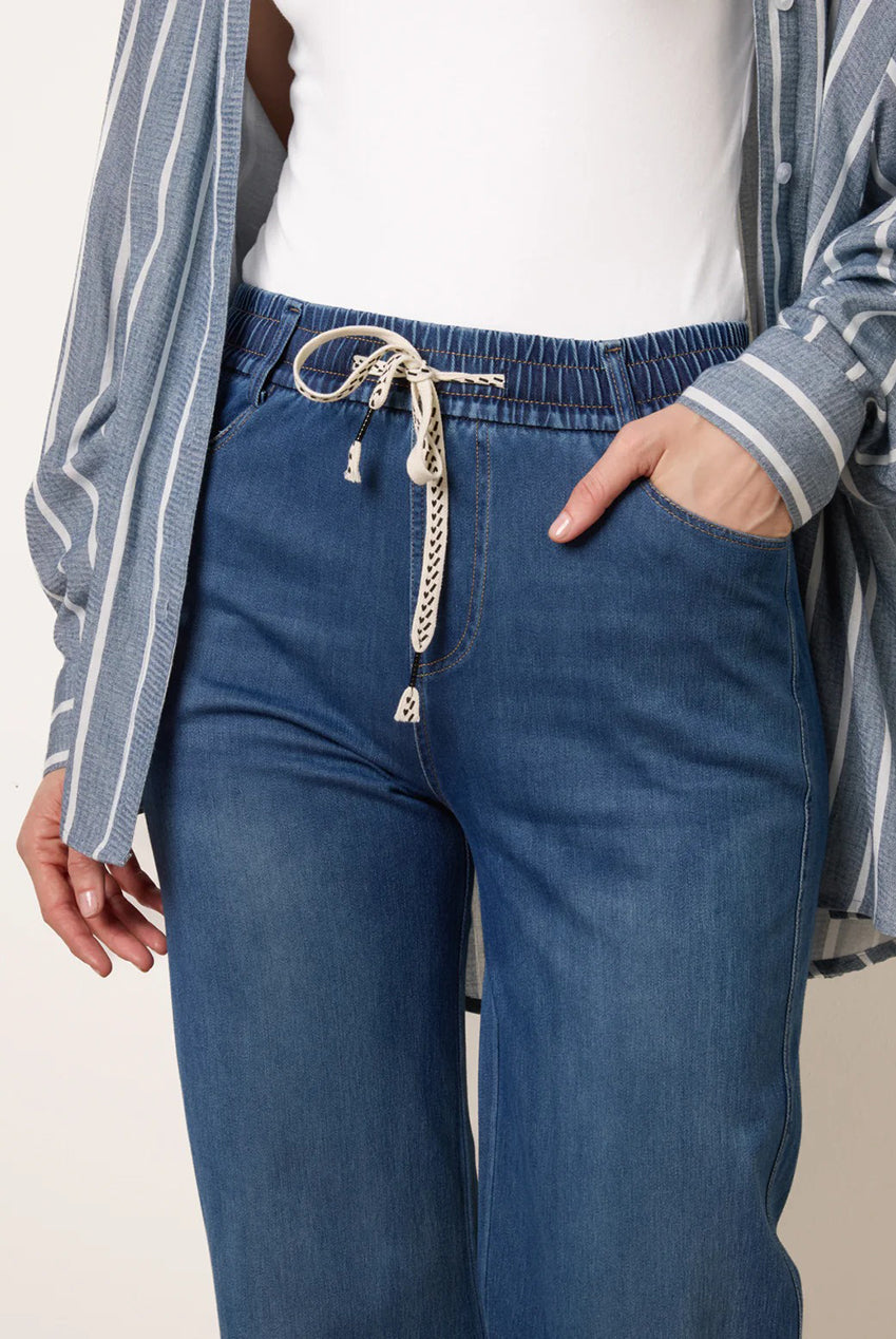 Elasticated Waist Jeans BV258202018