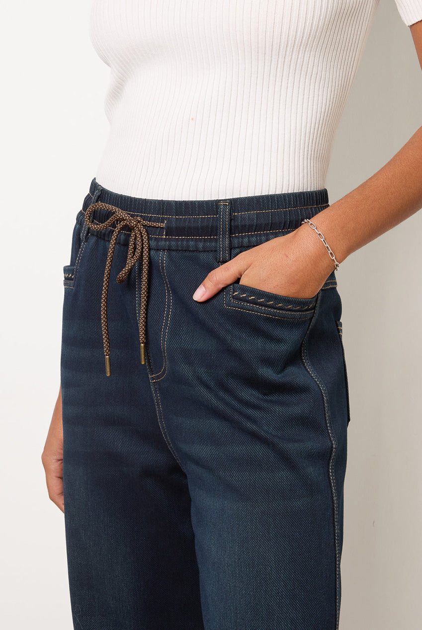 Elastic Waist Jeans BV261216322