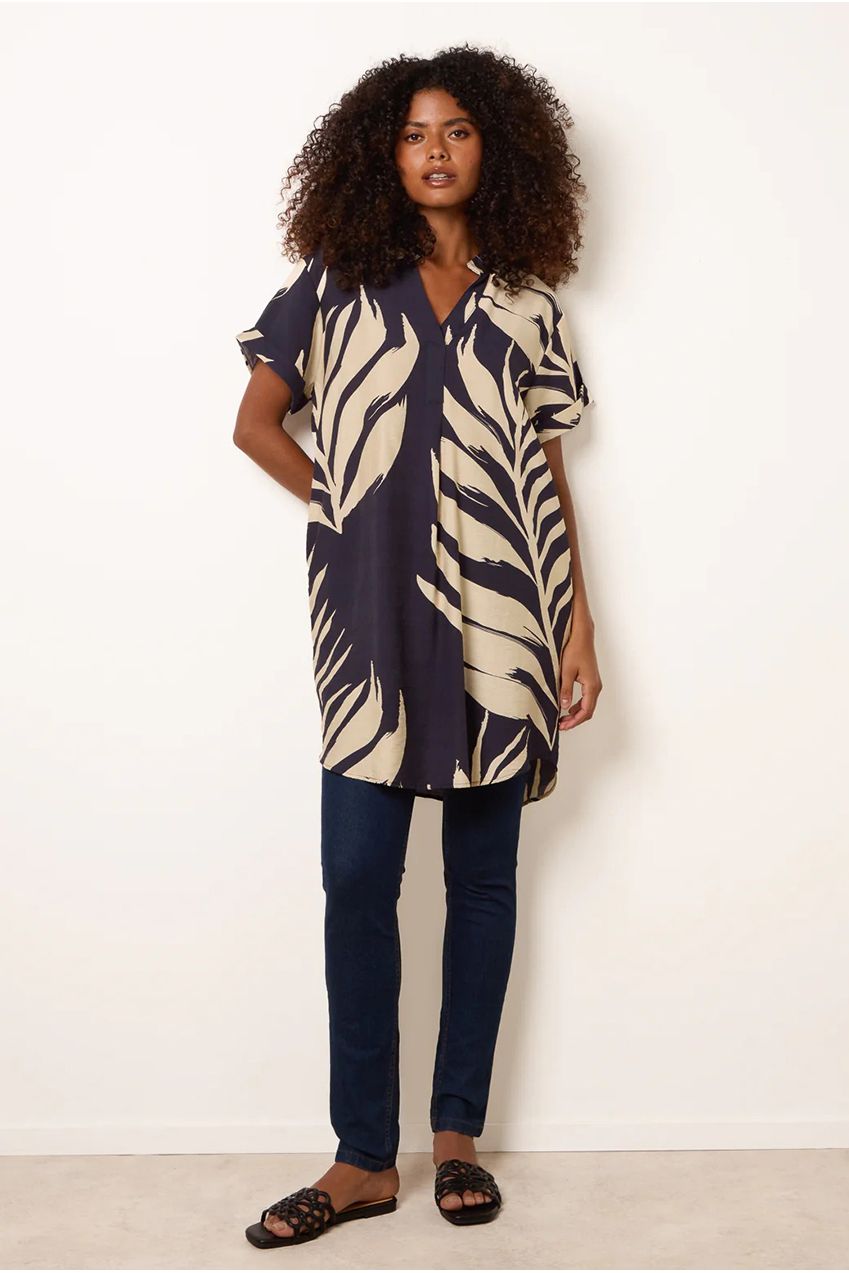 Palm Print Tunic Top BV3494008