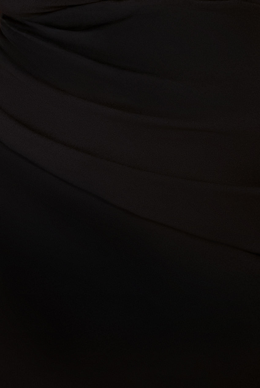 Bardot Pleated Maxi Dress - Black DR1092SCPLUS
