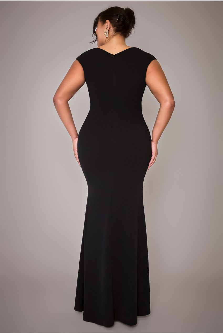 Bardot Pleated Maxi Dress - Black DR1092SCPLUS