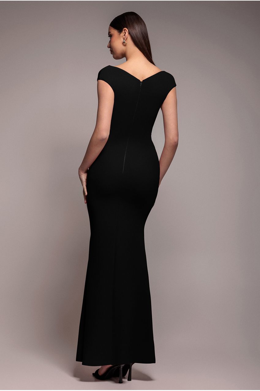 Bardot Pleated Maxi Dress - Black DR1092