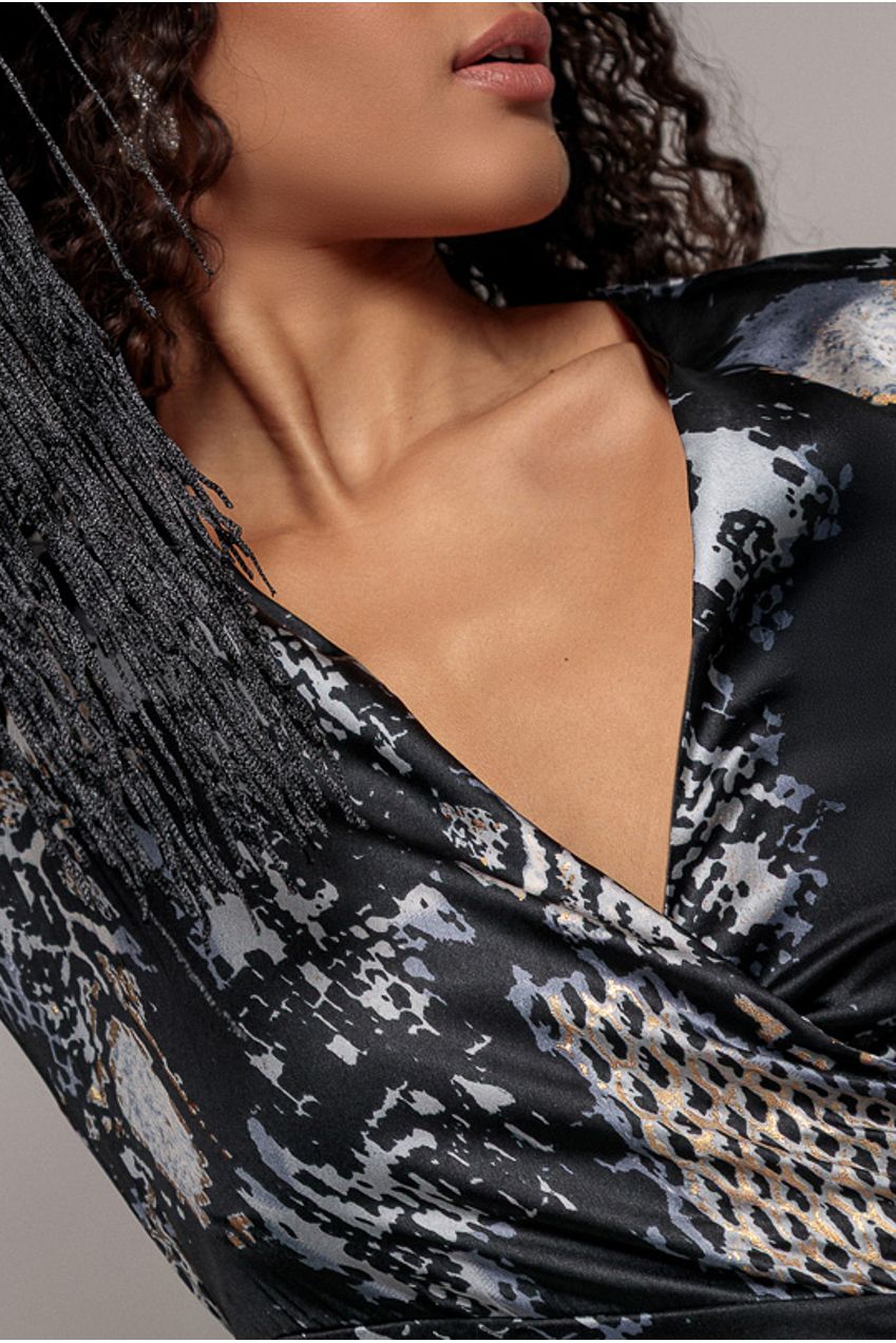 Foil Print Wrap Midi With Tassels - Black DR3699