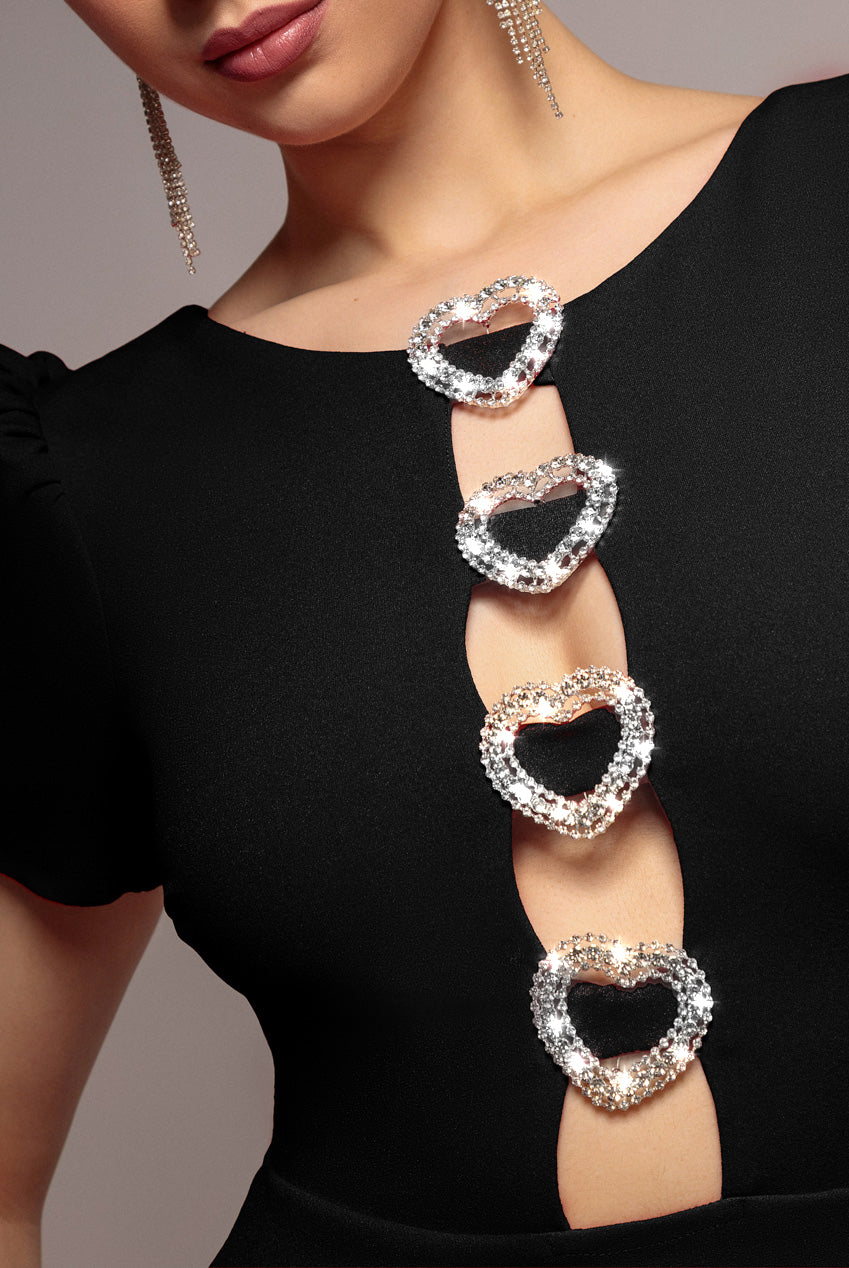 Diamante Embellished Heart Brooch Scuba Maxi Dress - Black DR4458