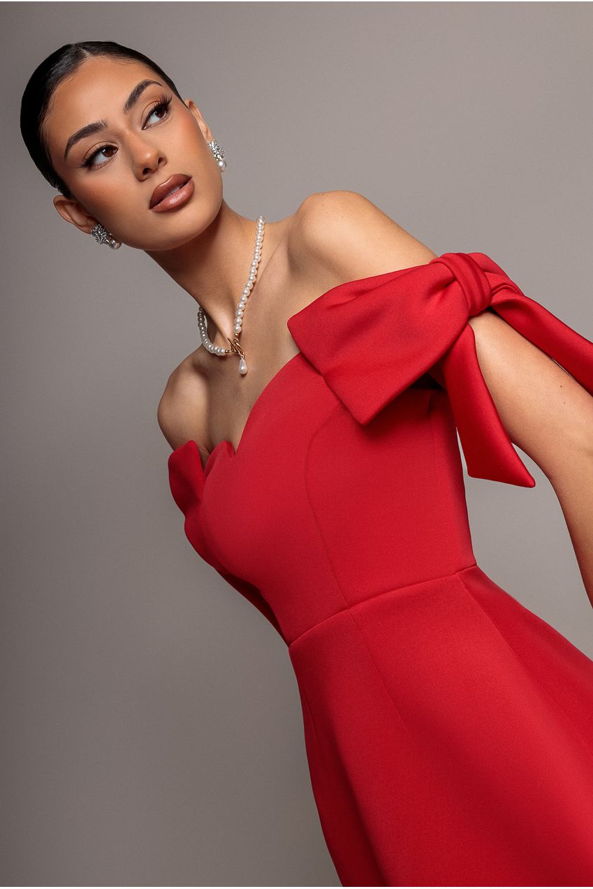 Bardot Plunge Neck Bow Sleeve Skater Mini Dress - Red DR5125