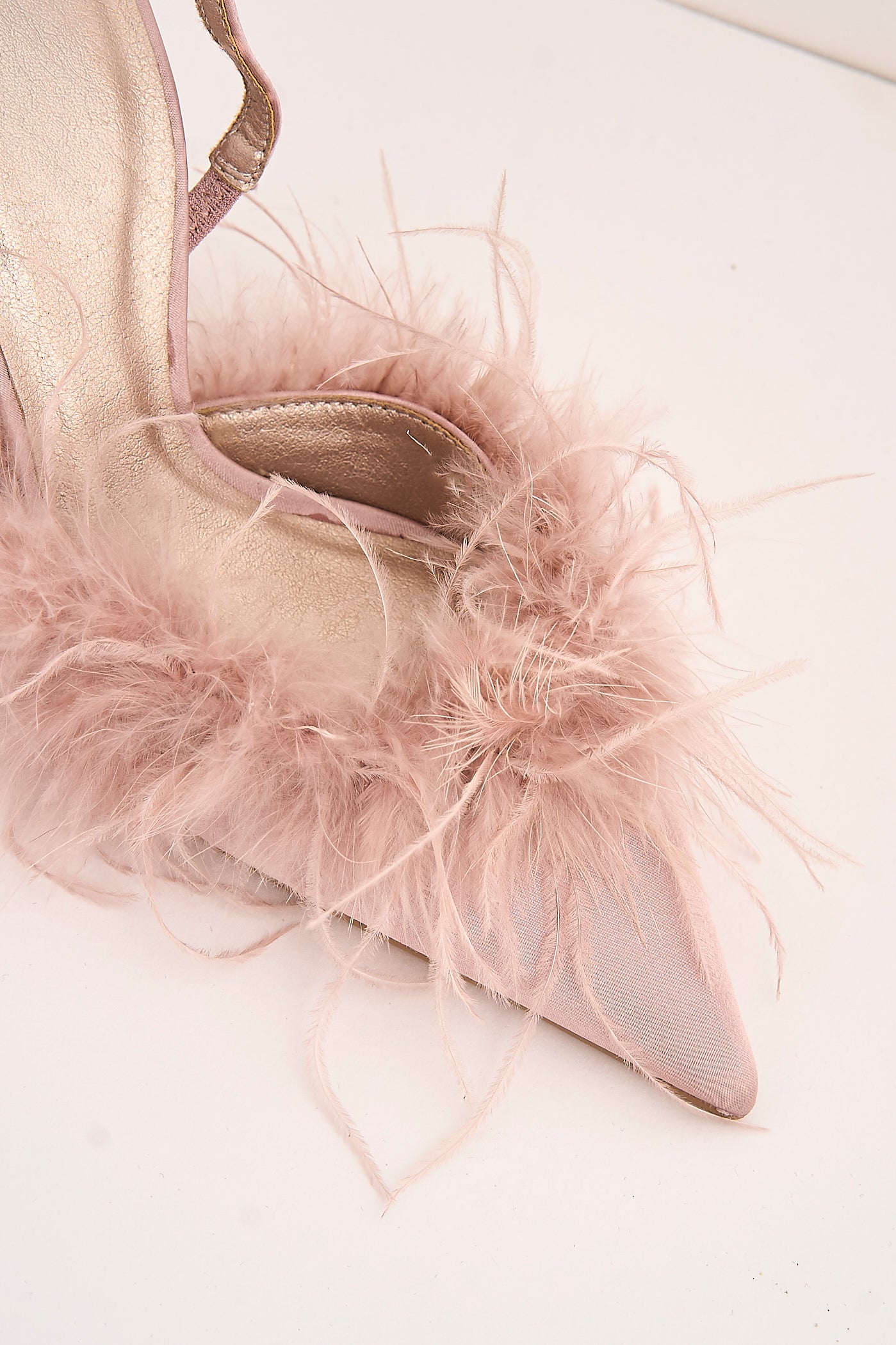 Aisla Pointed Toe Feather Slingback Court Shoes In Nude P-1367-NUD