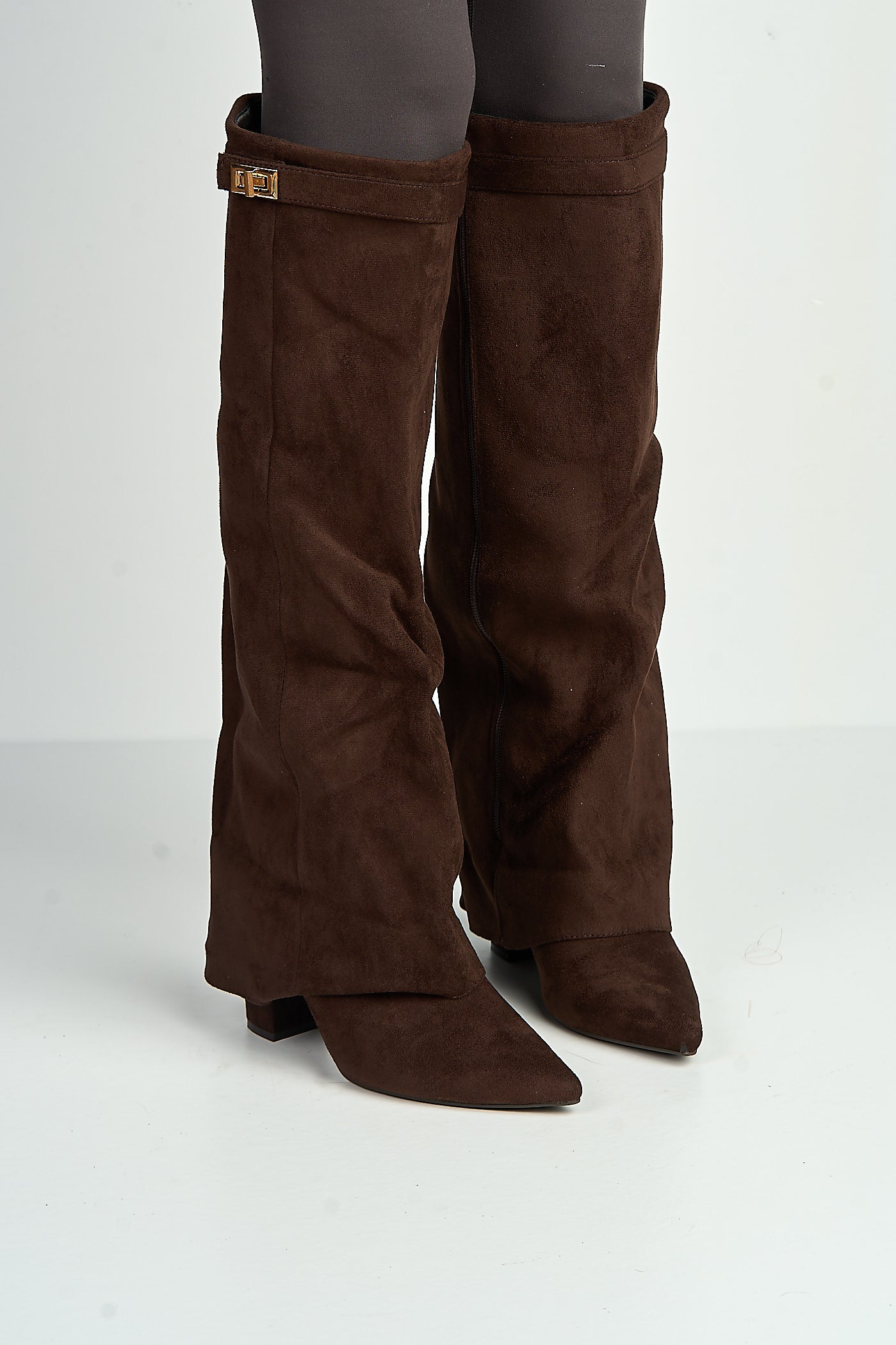 Ayma Knee High Block Heel Gold Trim Buckle Collar Boot In Chocolate RANGER11-CHOC