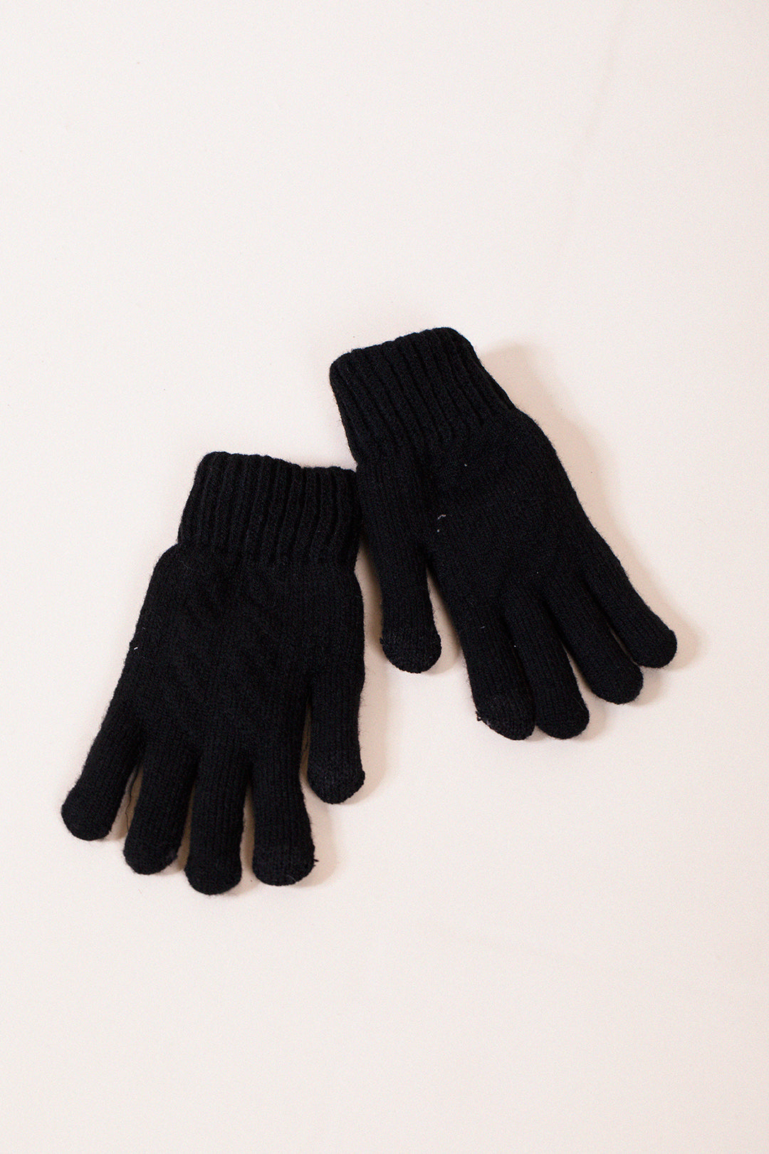 Touch Screen Cable Knit Gloves In Black GL310102