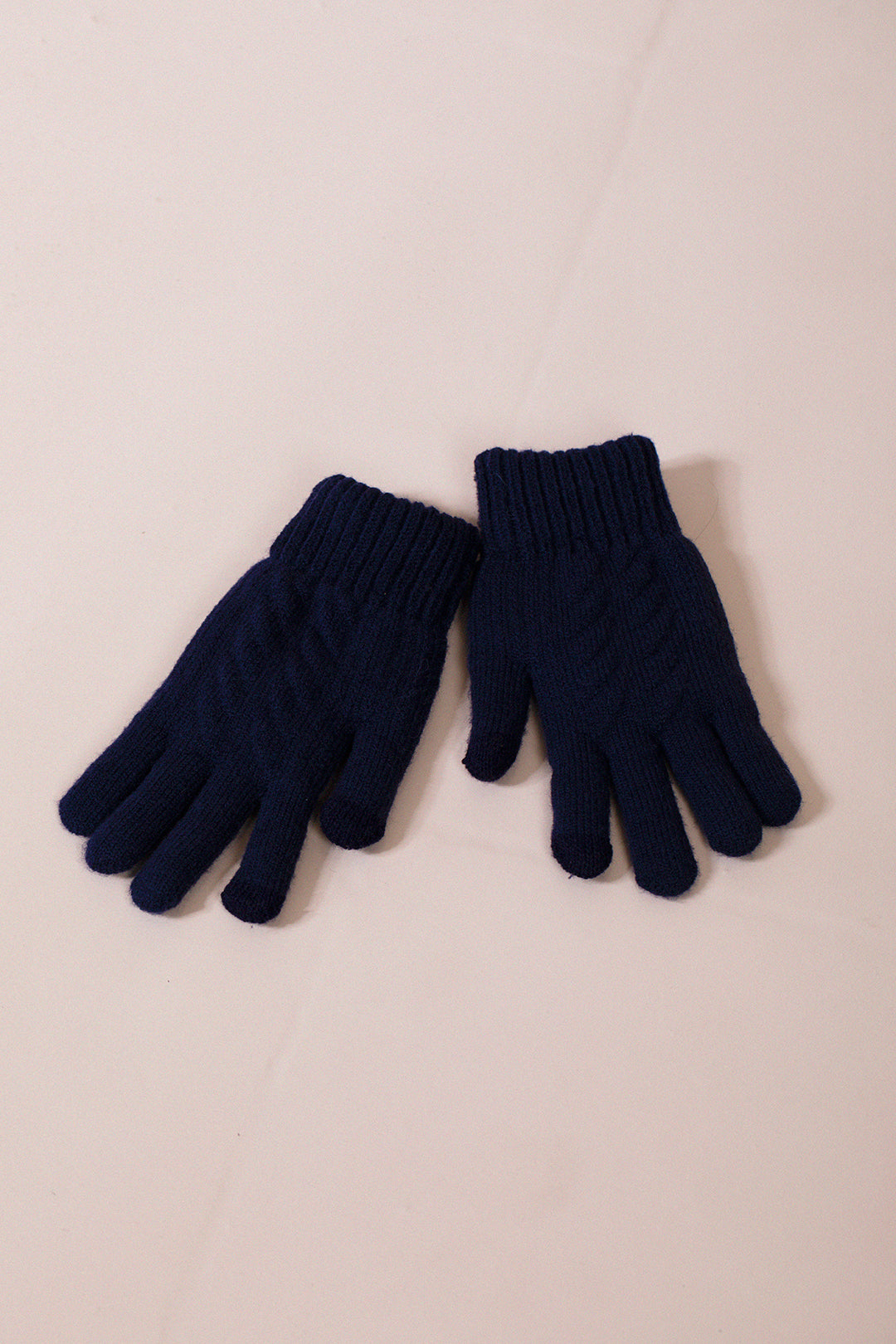 Touch Screen Cable Knit Gloves In Navy GL310115