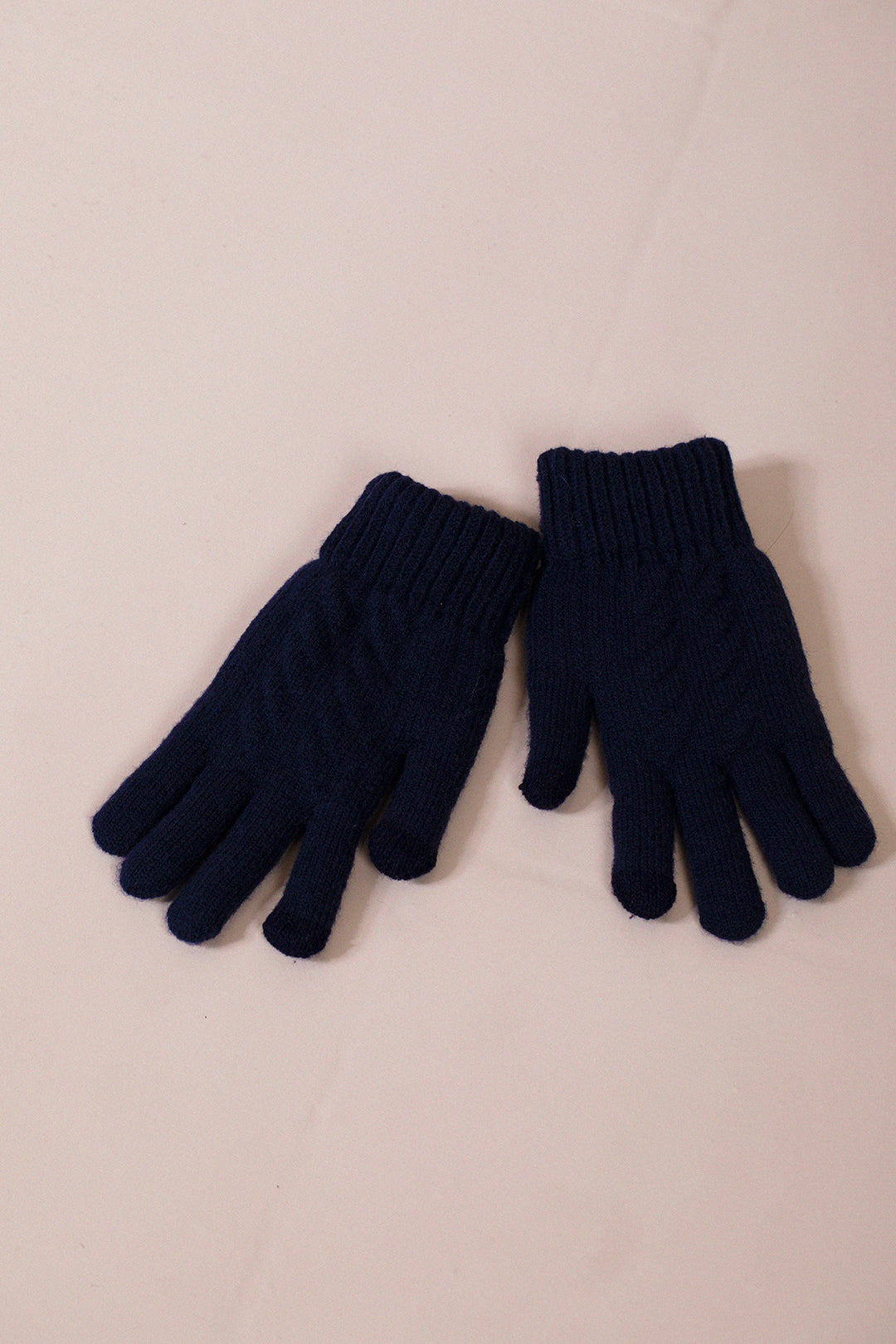 Touch Screen Cable Knit Gloves In Navy GL310115
