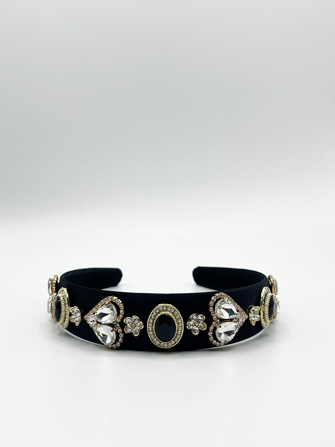 Heart Embellished Headband In Black HA310202
