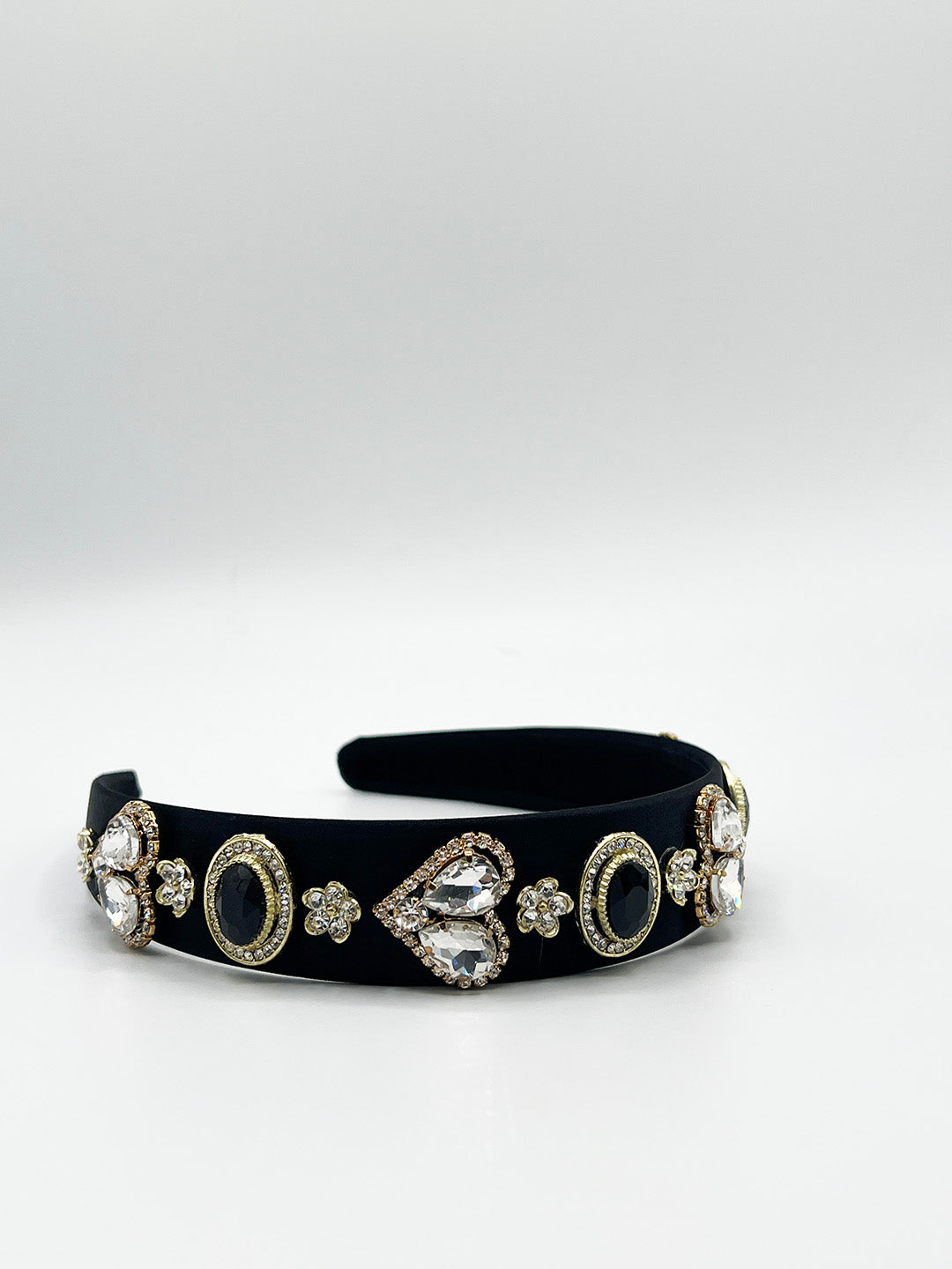 Heart Embellished Headband In Black HA310202