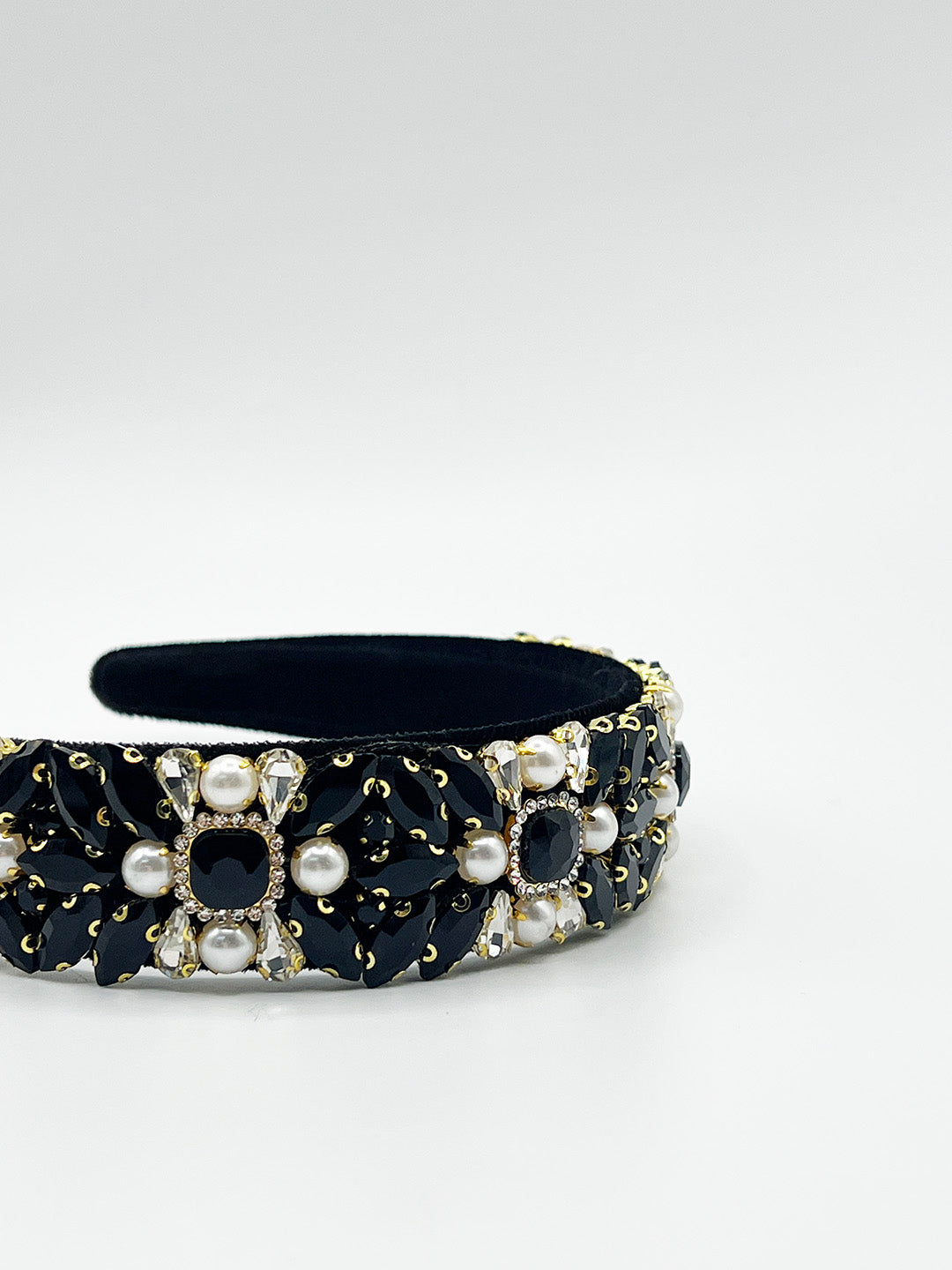 Embellished Crystal Headband In Black HA310302