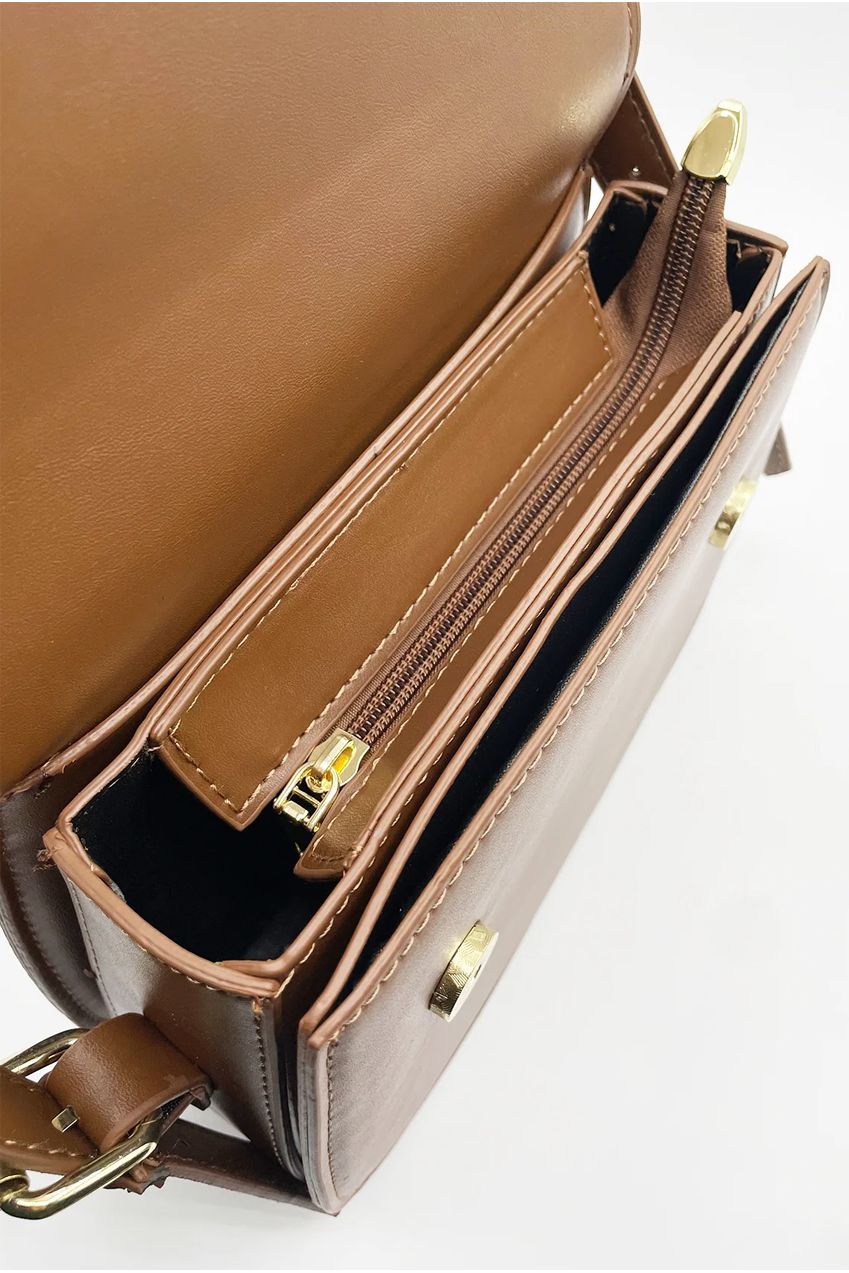 Rounded Cross Body Bag In Brown HB324806