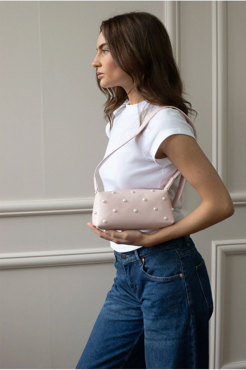 Pink Shoulder Bag With Pearl Studs HB329409