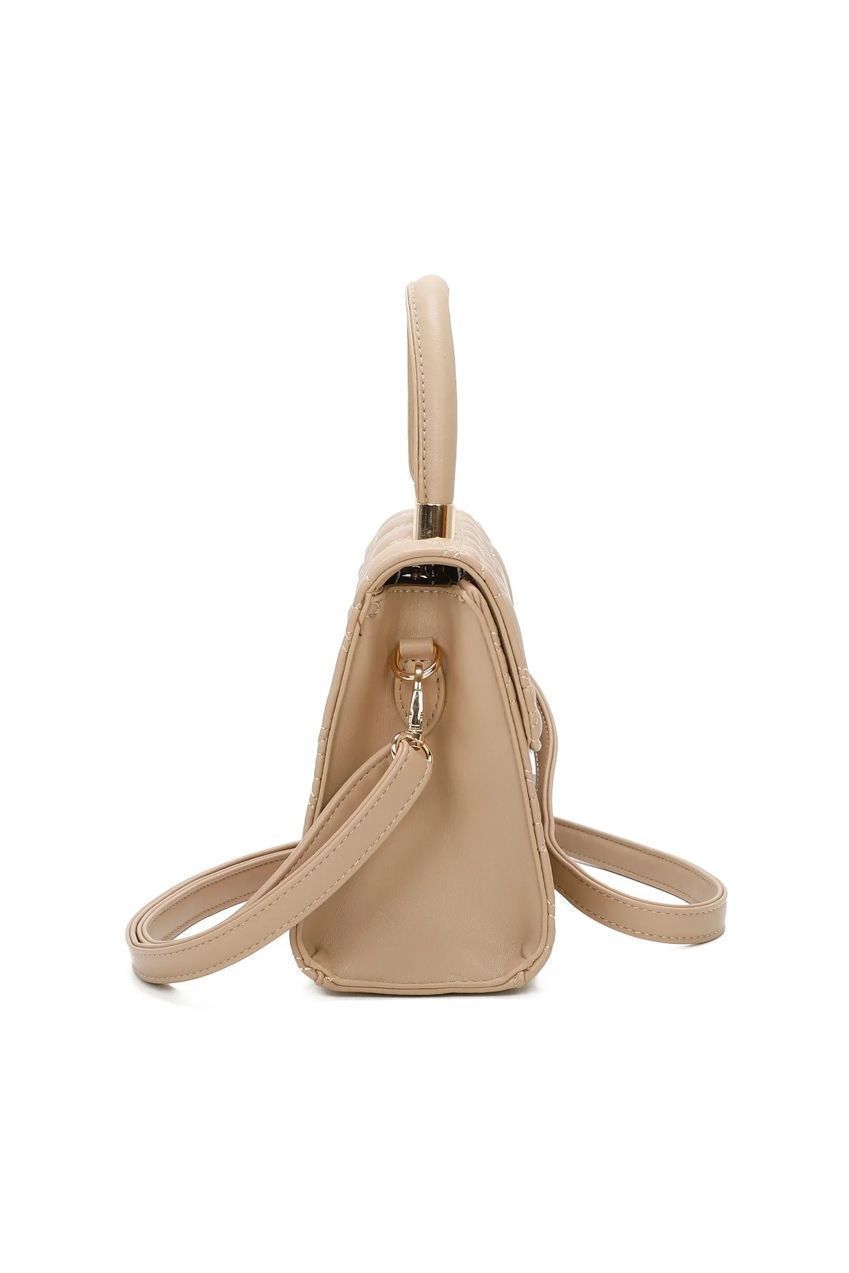 Quilted Heart Grab Bag In Beige HB343328