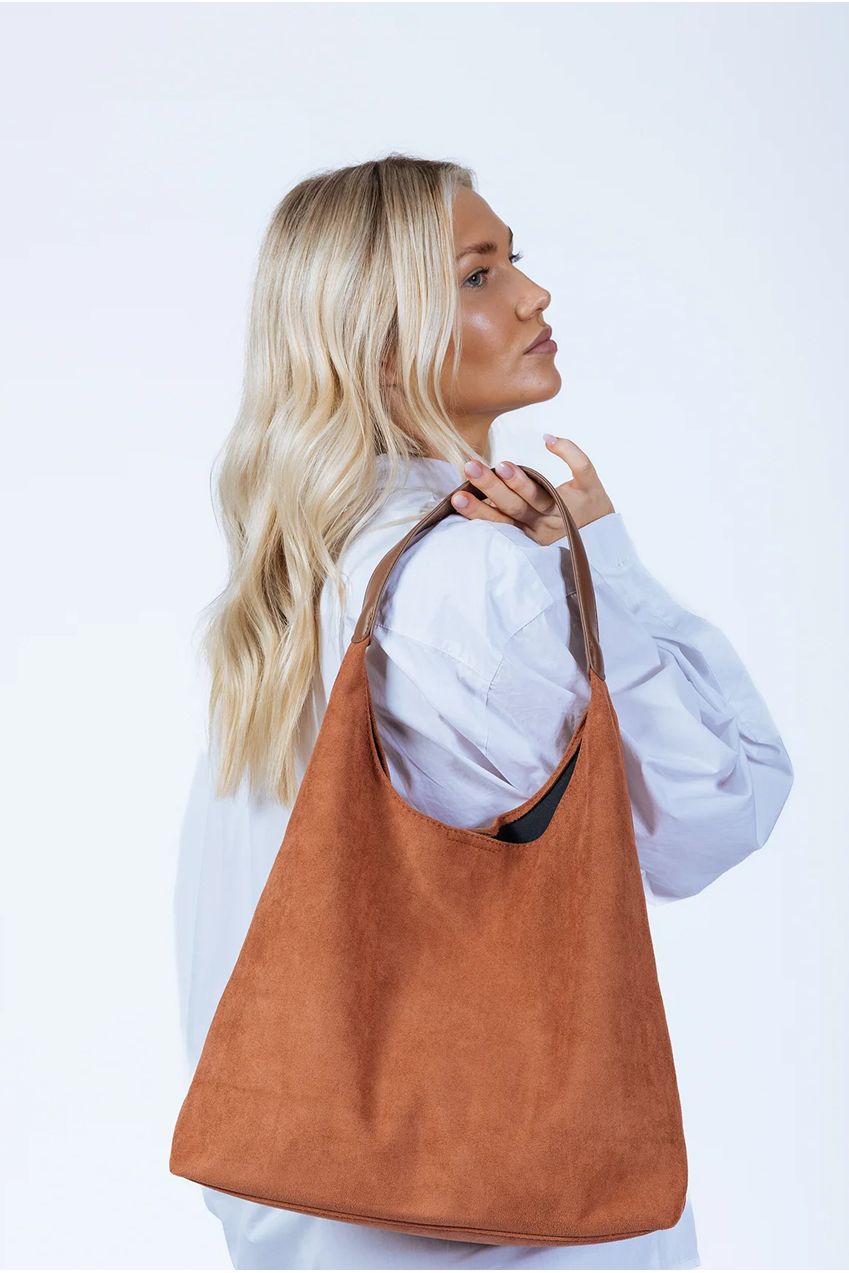 Suede Hobo Shoulder Bag In Tan HB350006
