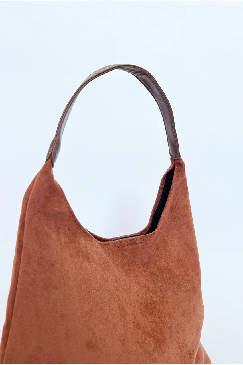 Suede Hobo Shoulder Bag In Tan HB350006