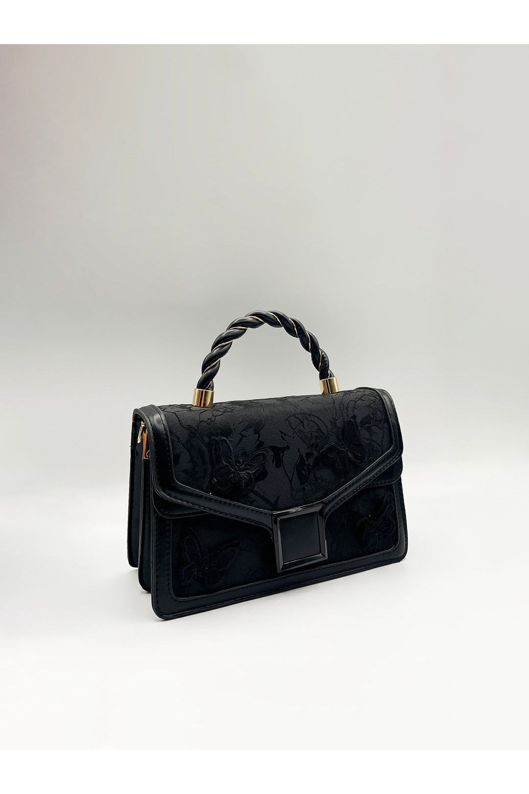 Butterfly Embellished Stachel In Black HB360202