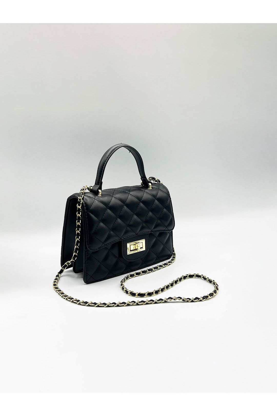 Quilted Top Handle Bag In Black HB360802