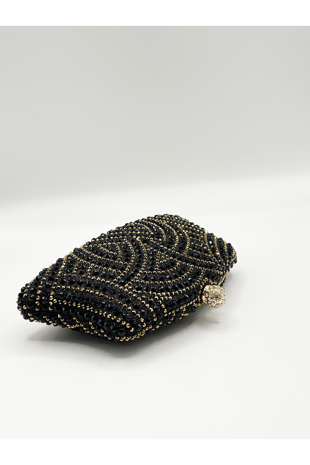 Embellished Clutch Bag In Black HB361602