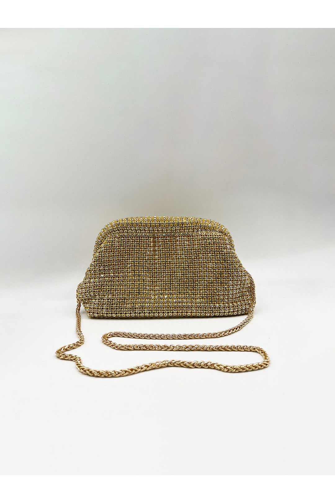 Crystal Pouch Clutch Bag In Gold HB362224