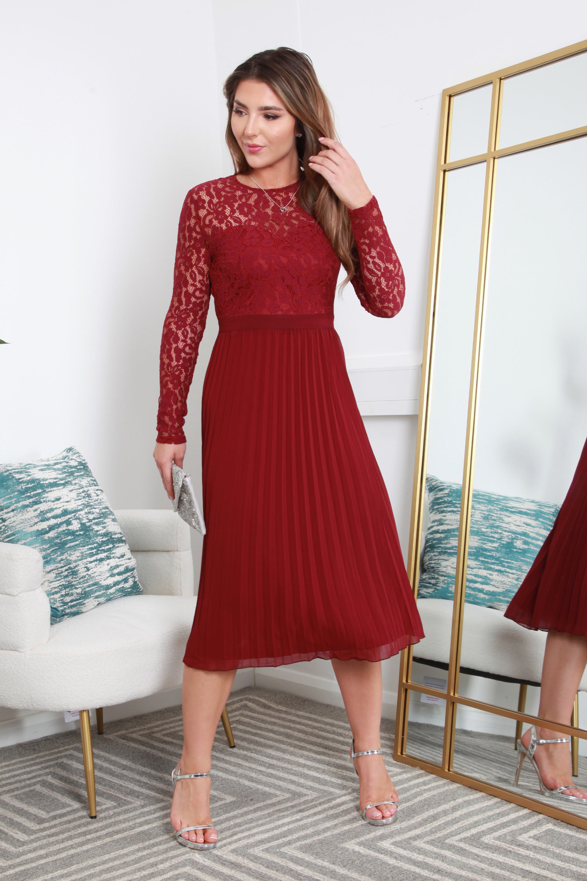 Red Long Sleeve Lace Pleated Dress DR0000390